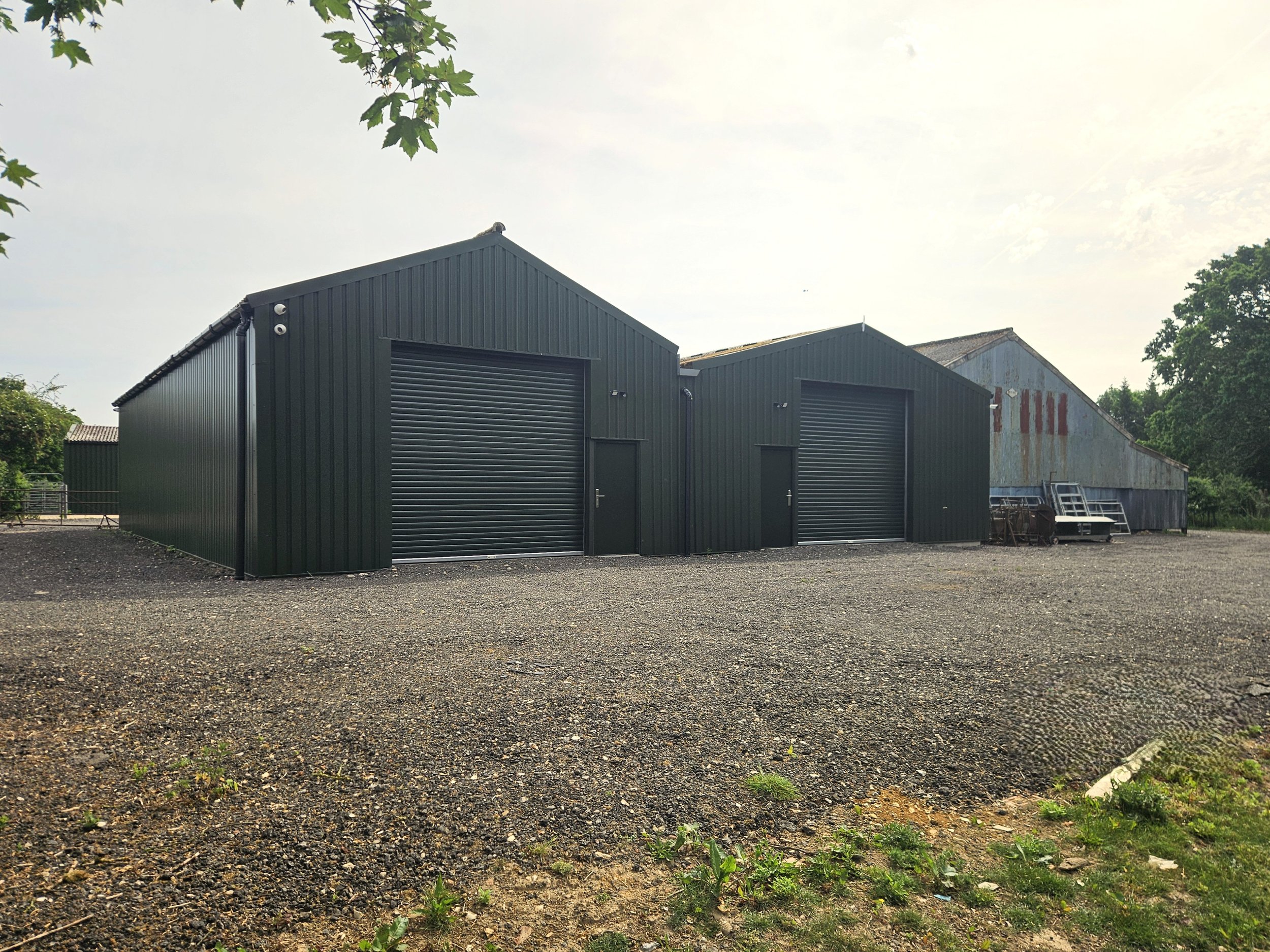 Woodrow Farm, Chesham Road, Wigginton, Tring - £3000pcm