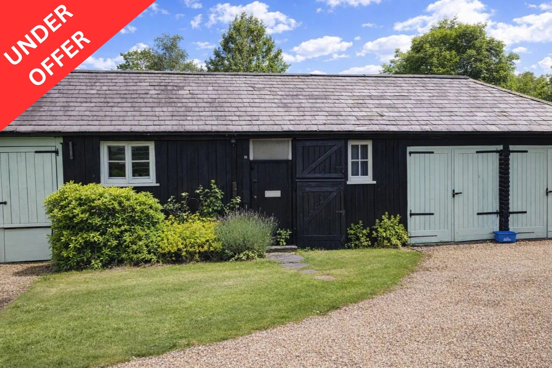 Makepeace Studio, High Canons, Shenley, Hertfordshire - £650pcm 