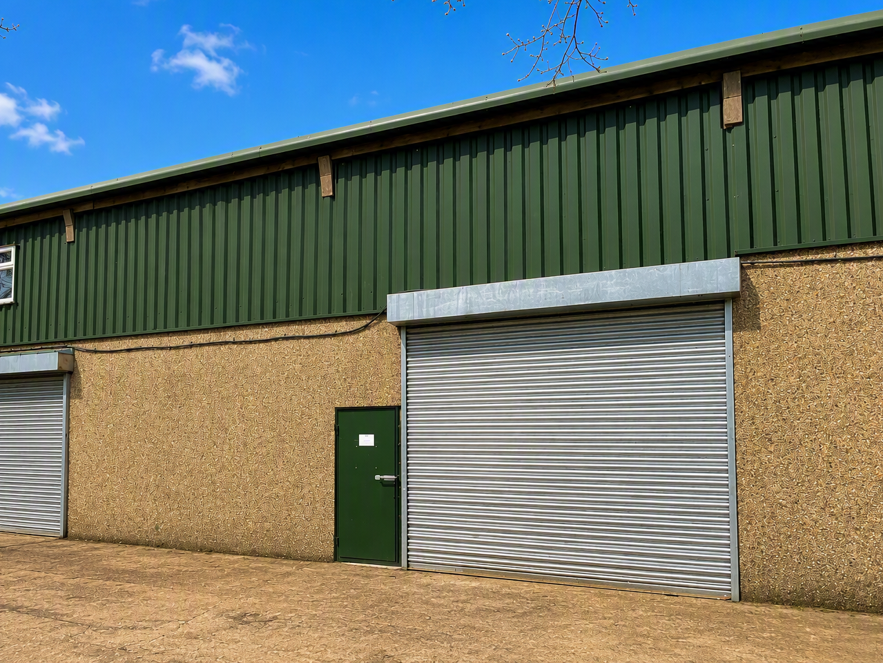 Unit 4 Little Samuels Farm, Widford Road, Hunsdon, Hertfordshire - £900pcm 