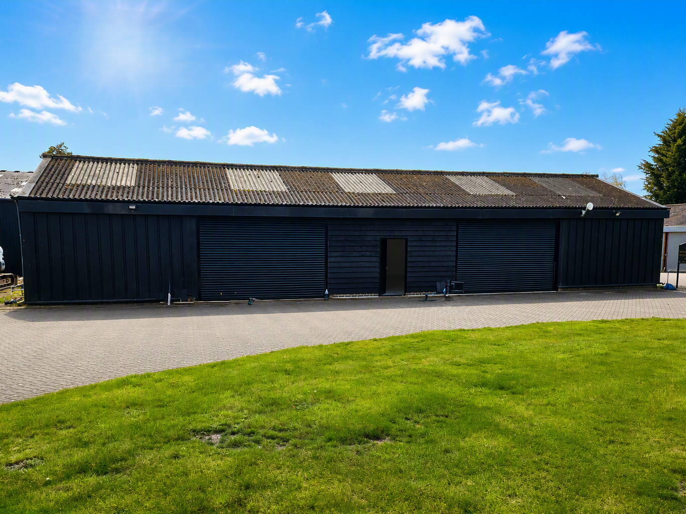 The Foaling Barn, Wood Hall Estate, Woodhall Lane, Shenley, Hertfordshire - £2375pcm 