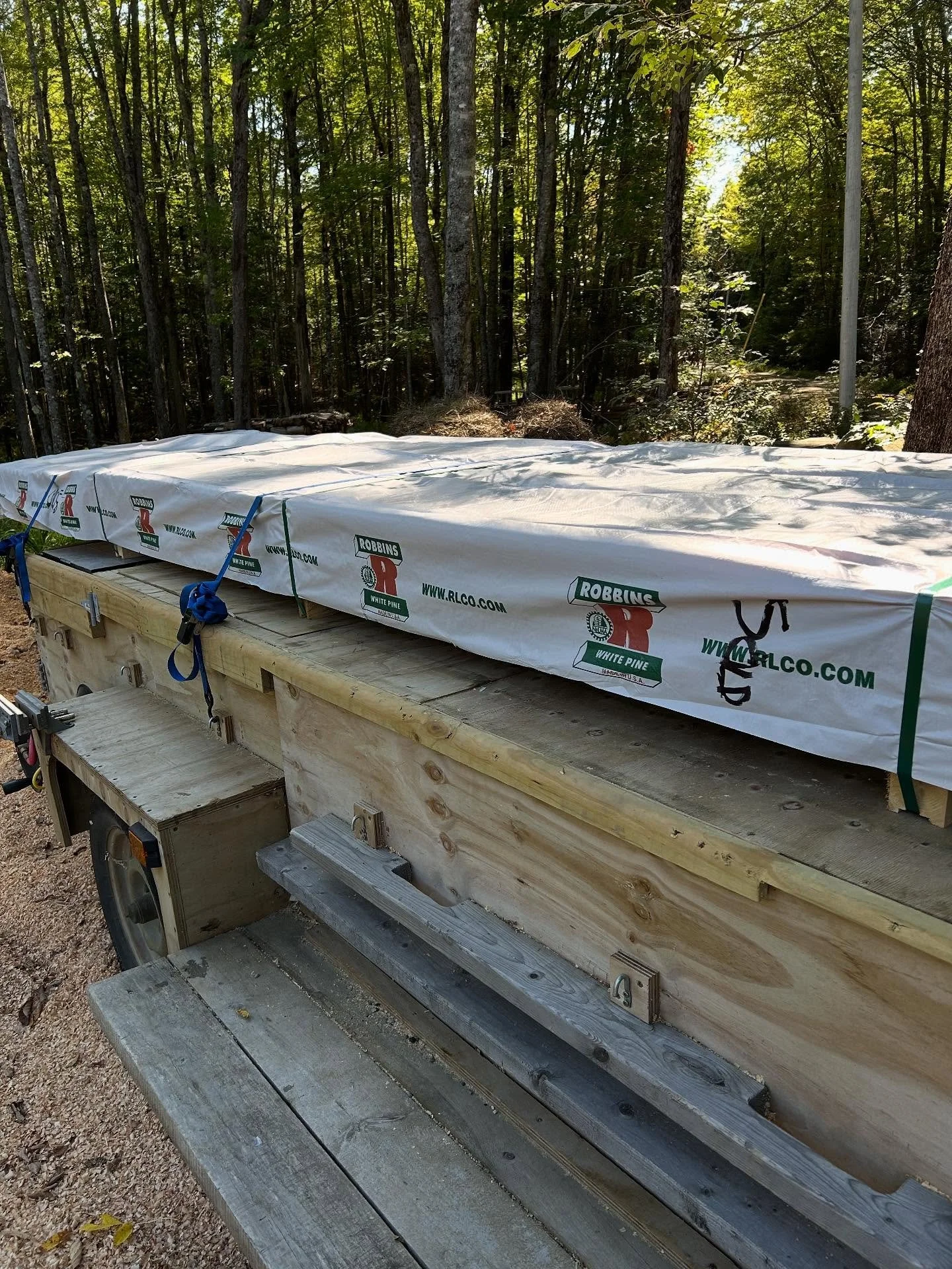 And another load. I feel like no one wants to talk about gathering and managing materials. I feel like this is basically all I do with such a small and mobile shop. I must learn from the squirrels.