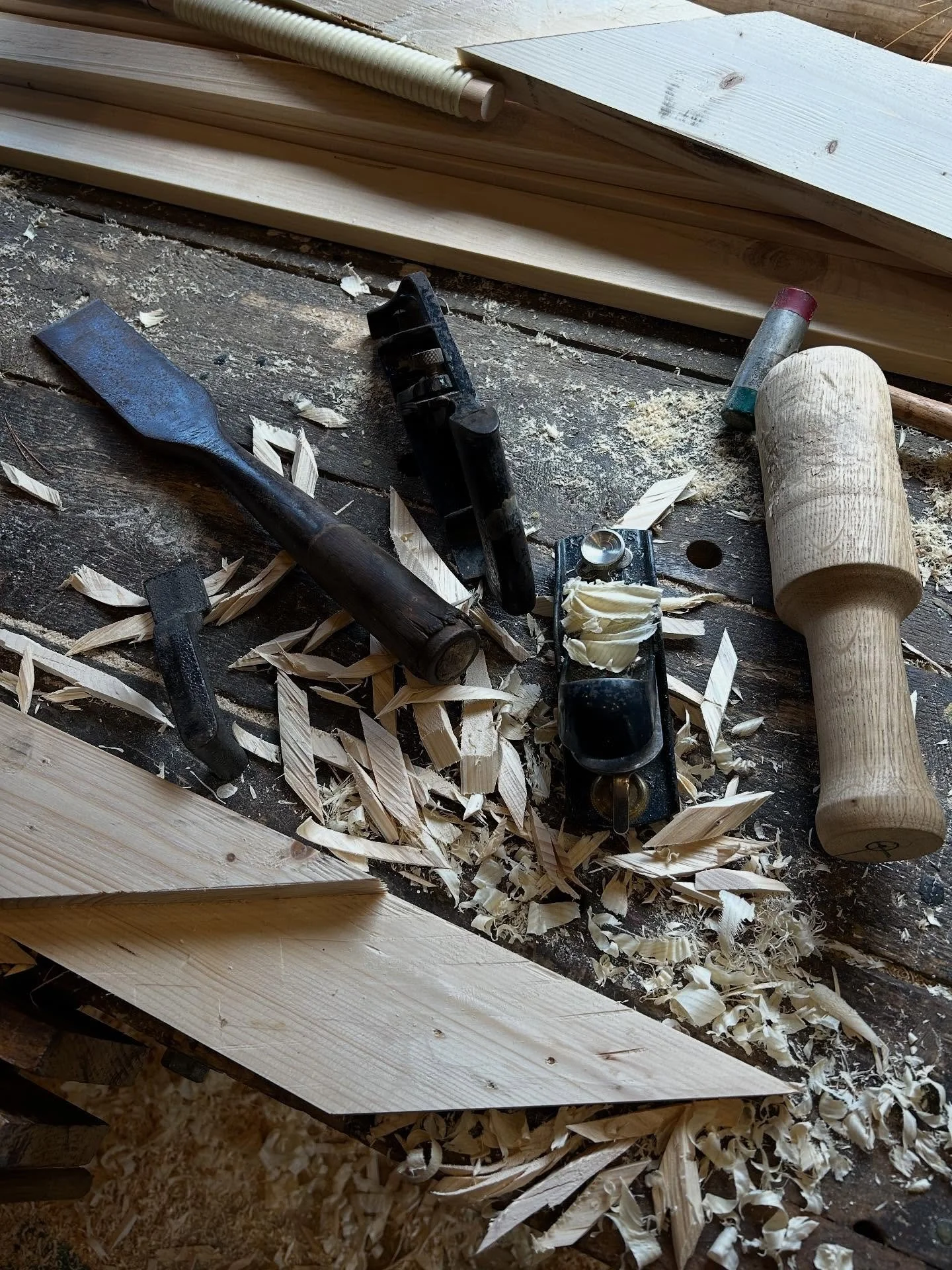 Sometimes the projects don&rsquo;t require nice material. I tend to use what I have on hand for our house projects but these spruce 2x4s really shaped up after planing and jointing them. This is an extreme angled hand railing for our basement stairs.