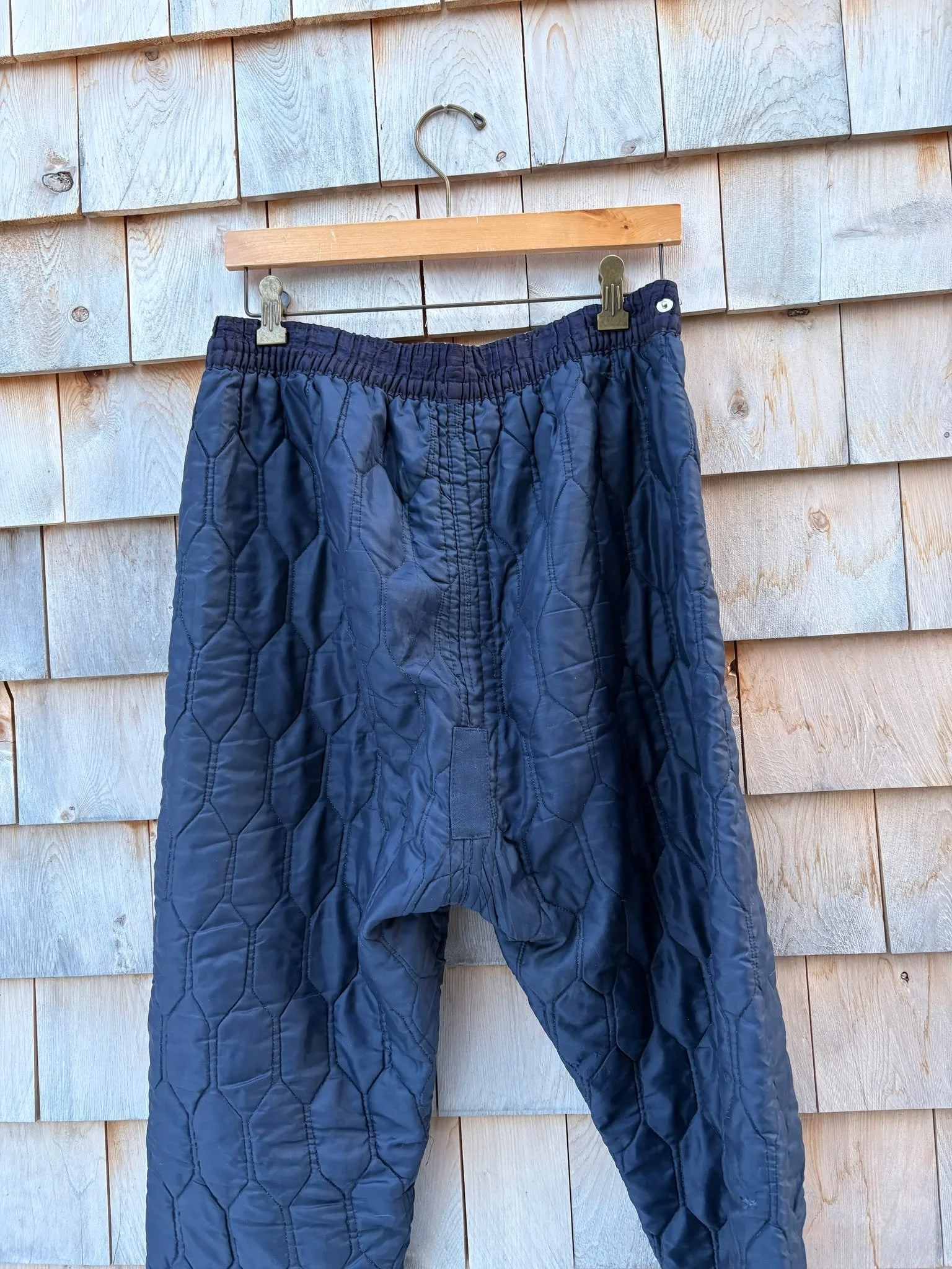 So many snaps of a sweet set. Someone adopted a dog and it made a few new holes... but also new bias binding and some patches over frayed fabric near the zipper and a crotch patch per usual.