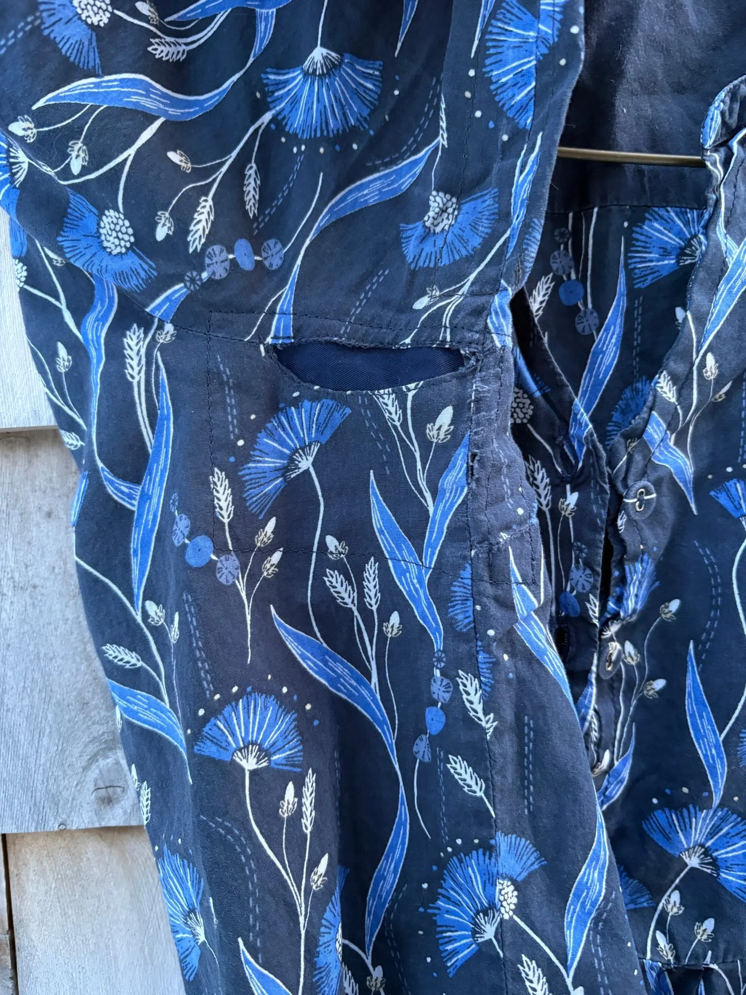 This top had a lot of tender spots under the armpit. I tried to do quick work ~ but also concern myself with not tensioning the thread too tightly. We do not want the fragile fabric to go on ripping again. Pinking shears for the win!