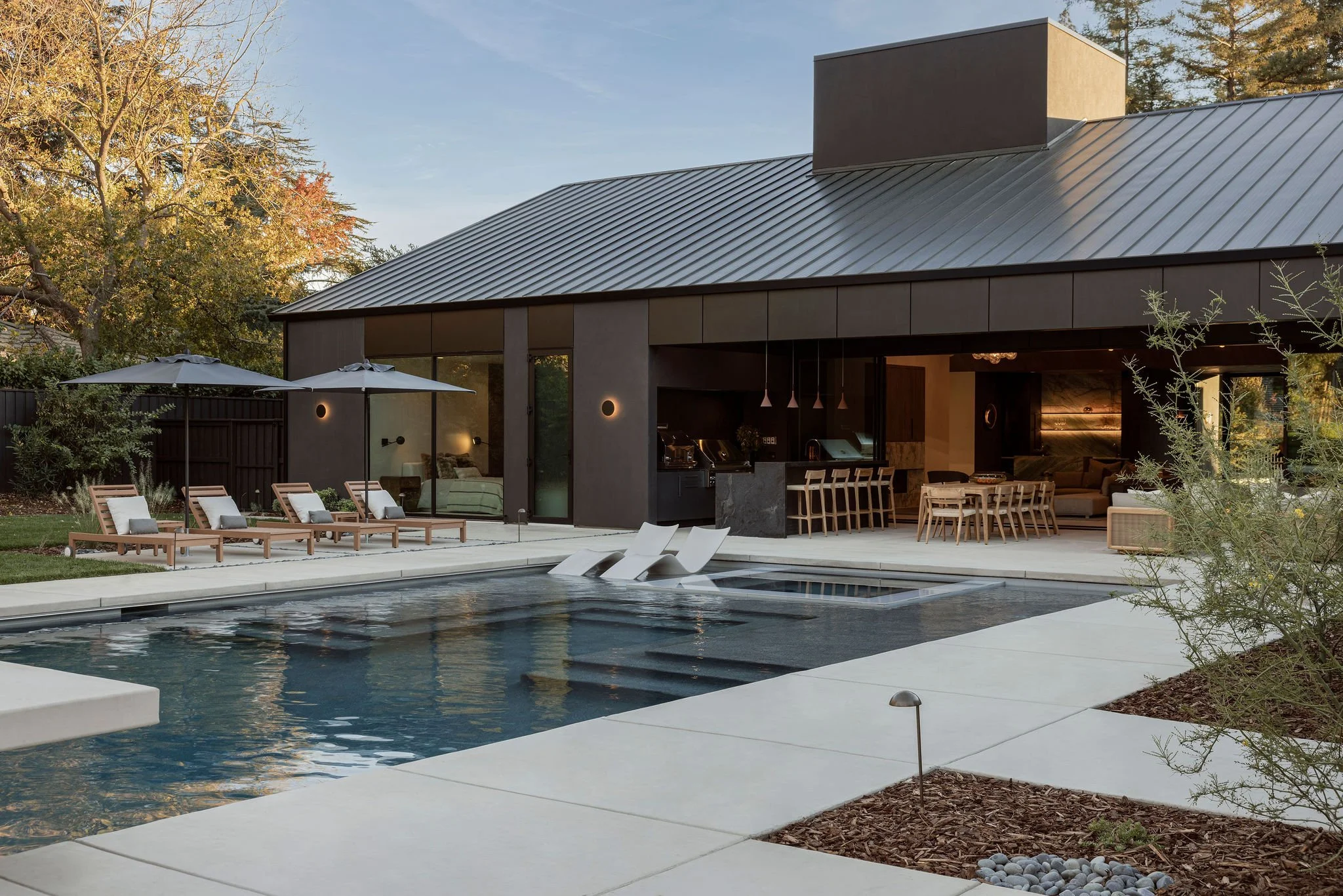 COSMOS POOL OUTDOOR KITCHEN.jpg