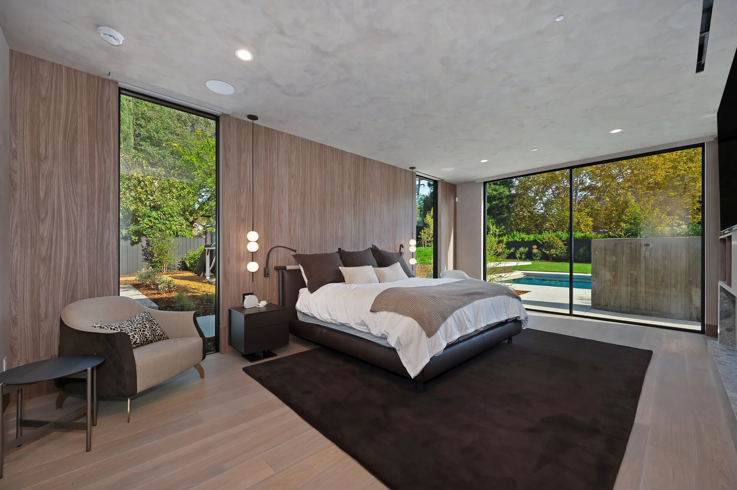 COSMOS PRIMARY BEDROOM 1.jpg