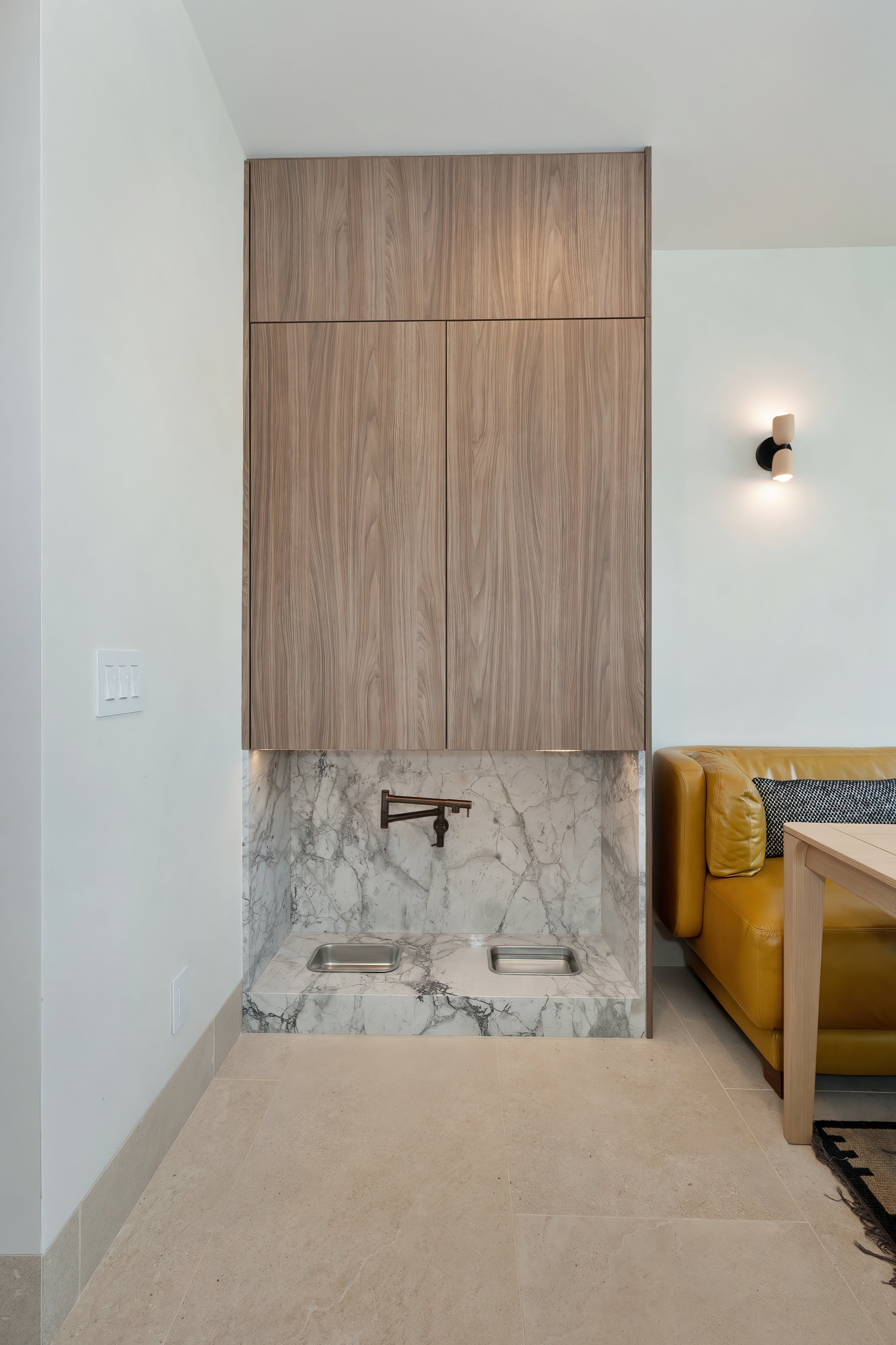 COSMOS BREAKFAST NOOK.jpg