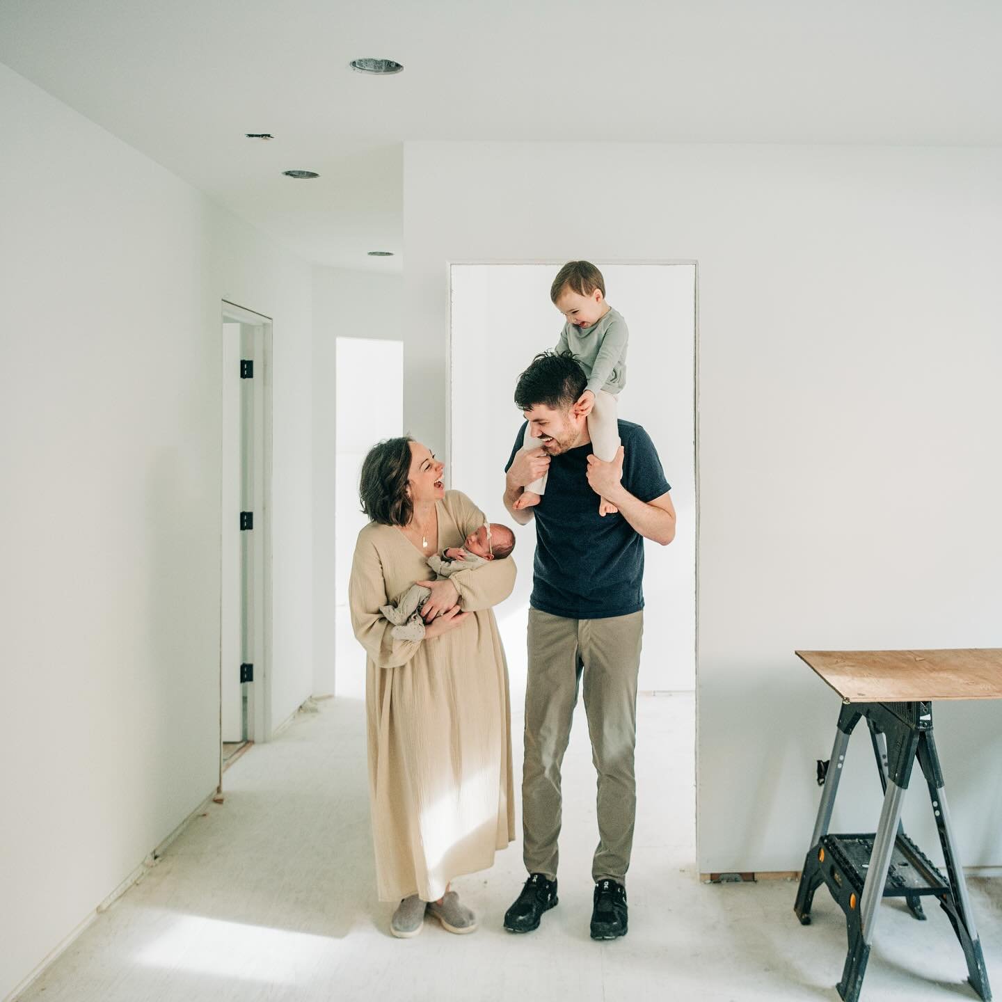 🏡 HOME RENO RECAP! 🛠️
 Years in the making&hellip; and still not done! 😂 But I&rsquo;m finally sharing the wild ride of remodeling our basement + home &mdash; including what it&rsquo;s like to LIFT YOUR ENTIRE HOUSE (yes, really).

So many of you 
