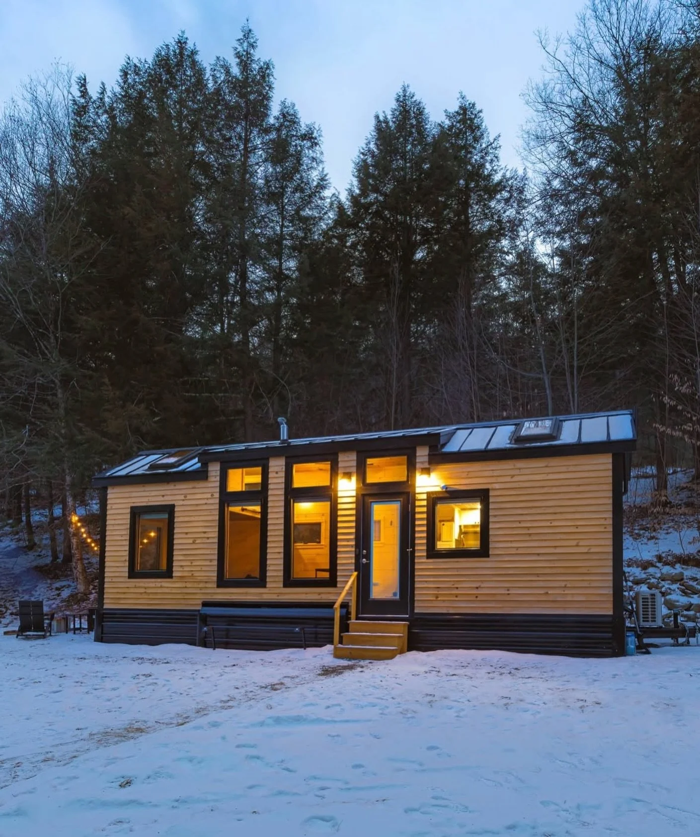 Book your couples getaway at @campgreenwood.vt
Try out tiny living in our 8x30 Allagash Tiny Home!