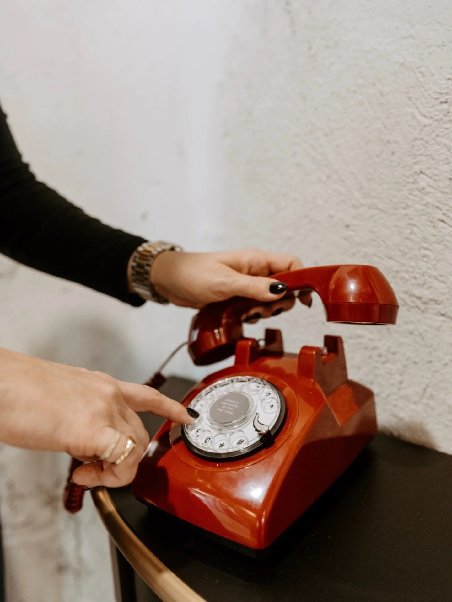 Excellence is in the details ✨
Share your experience with us through a Google review or a private message on our salon phone! We&rsquo;re always here to listen to your voice to help shape the way we show up for you. ✨🤍