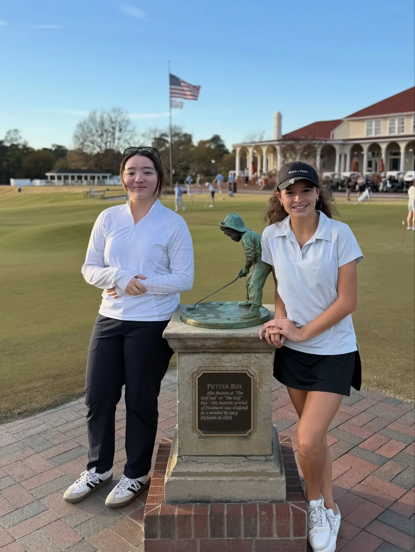 Grateful beyond words this Thanksgiving 🍁🦃

So proud of Brooklyn and Penny for wrapping up their seasons at the TYGA Turkey Trot yesterday. These two young ladies have put in the work all year&mdash;early mornings, long practice sessions, and const