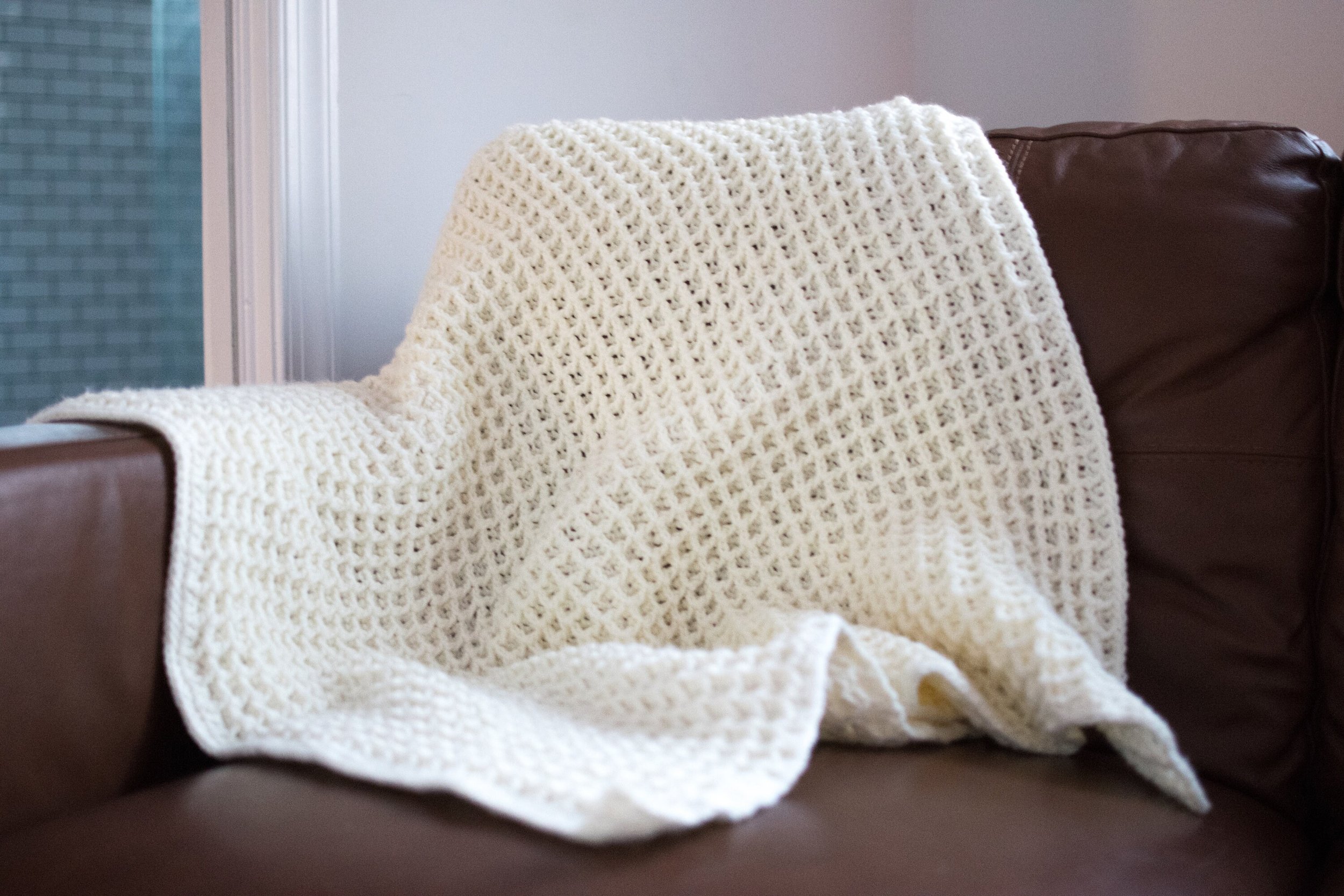 https://i.etsystatic.com/47117706/r/il/b5d454/5665591682/il_fullxfull.5665591682_nxzd.jpg