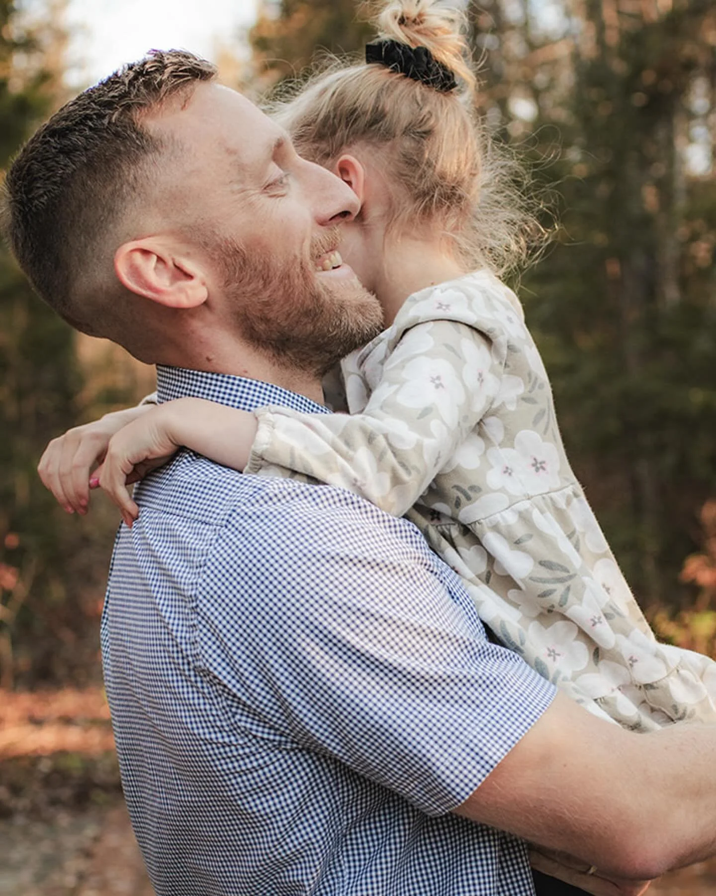 ❄️ Snow may be here, but I&rsquo;m not done with fall just yet&mdash;I still have plenty of autumn photos to share (sorry&hellip; not sorry!).

📬 P.S. If you were one of my fall clients, keep an eye on your mailbox soon. I&rsquo;ve partnered with Jo