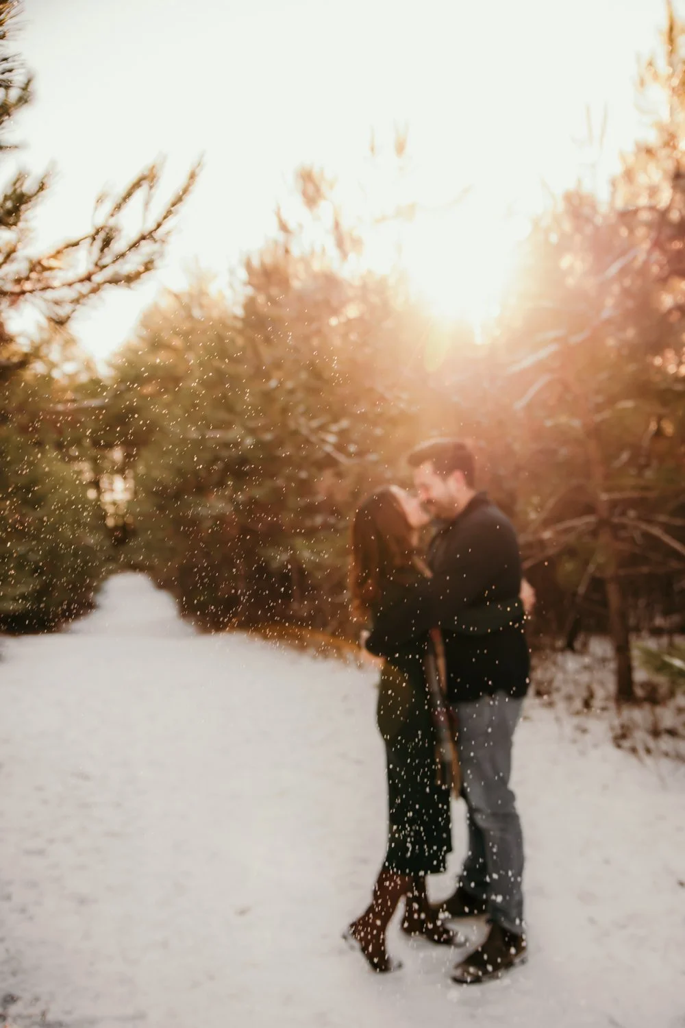 Tara&PierreWinterPhotos2023-55.JPG