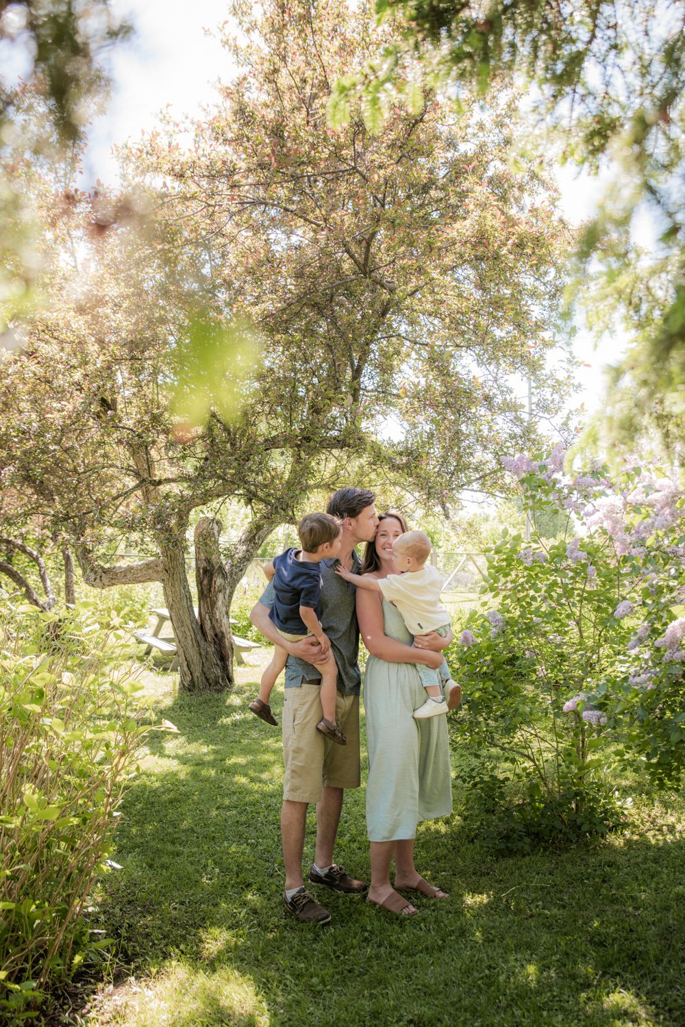 Secret garden family of 4 photoshoot 