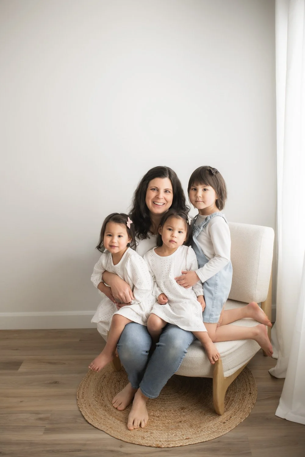 studio mom and three daughters
