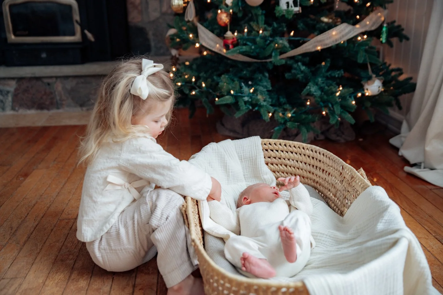 Baby brother and big sister lifestyle photoshoot