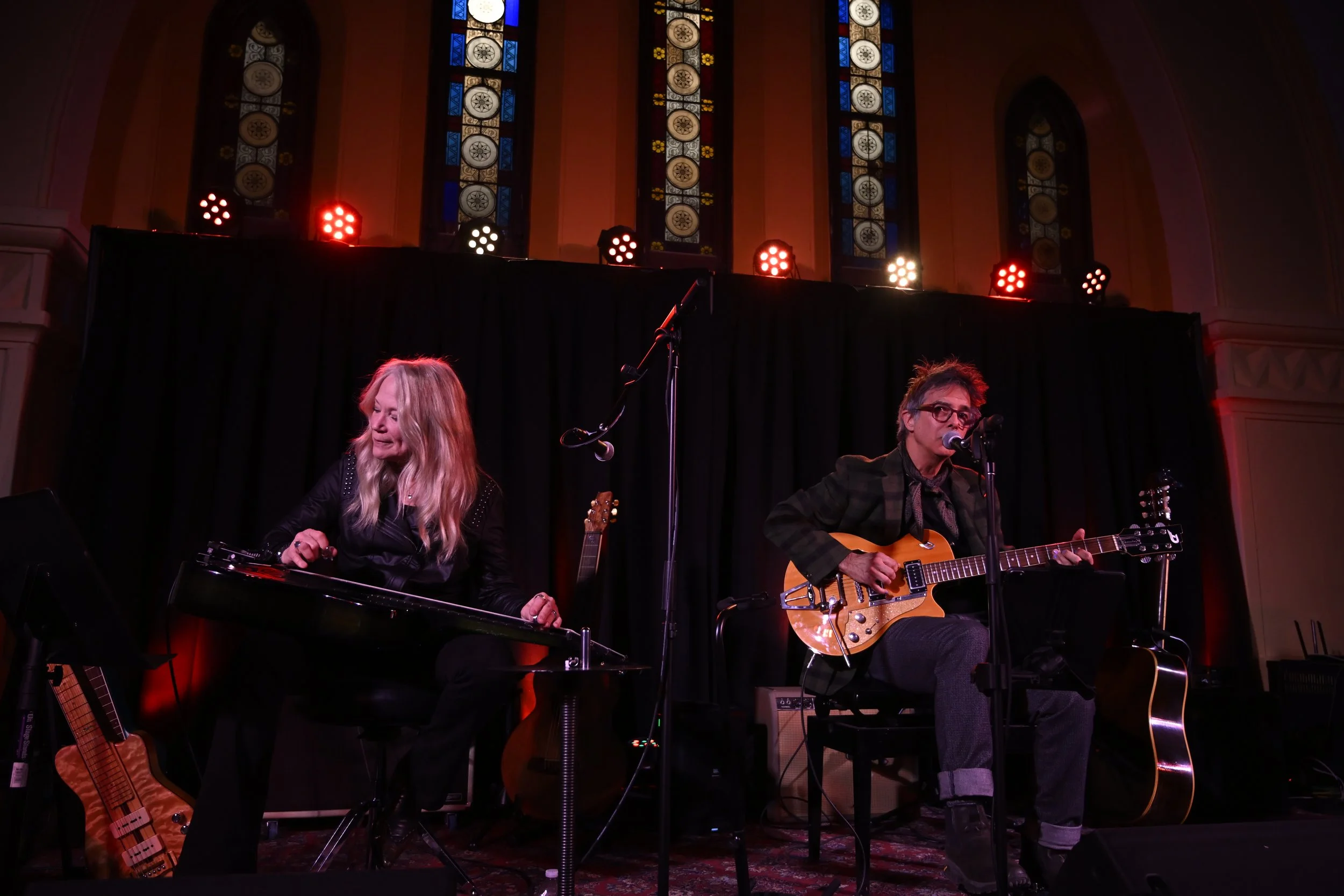 Musical Masters Cindy Cashdollar &amp; Jack Petruzzelli at the Big Red Barn - Summer Concert!