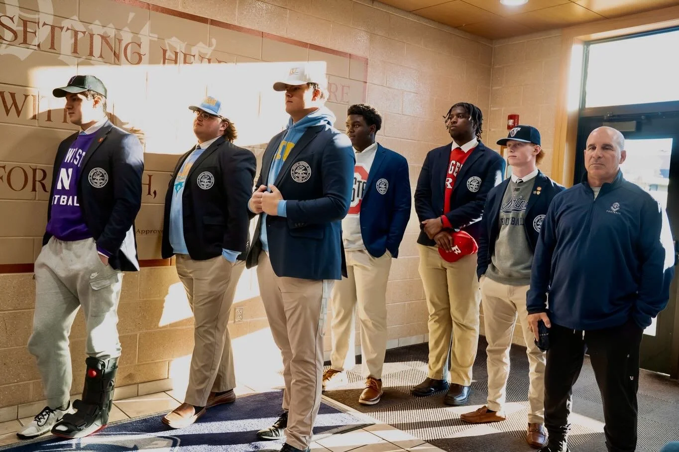 📸 Some photos from Football Signing Day!