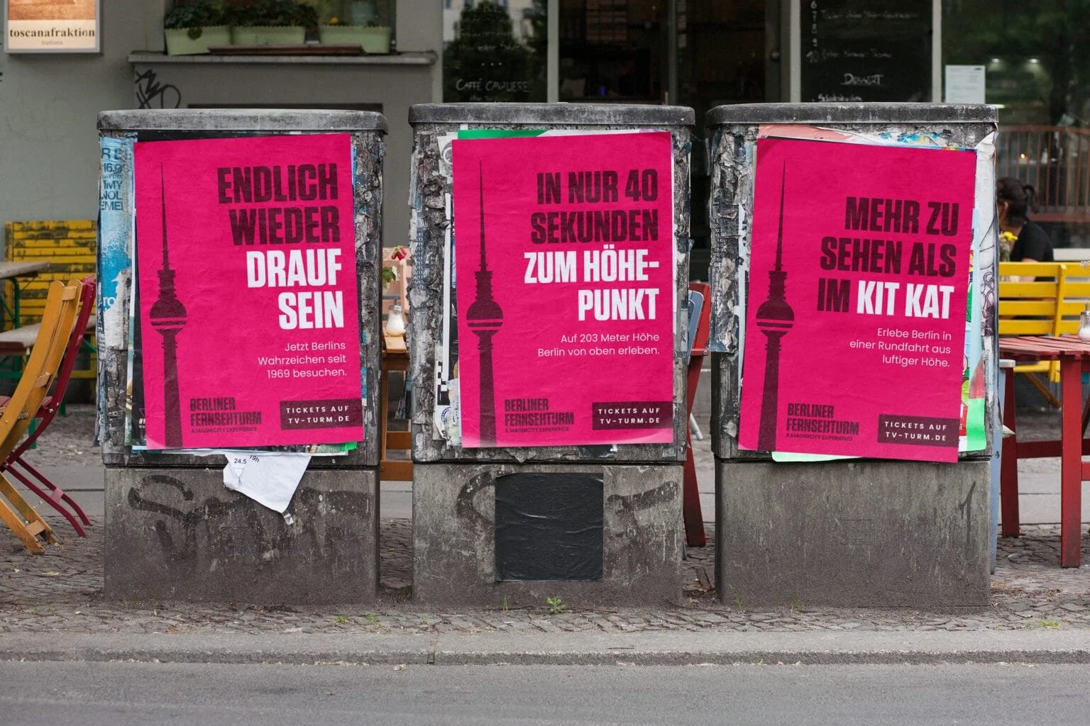 13_urban_poster_mockup-1536x1024.jpg