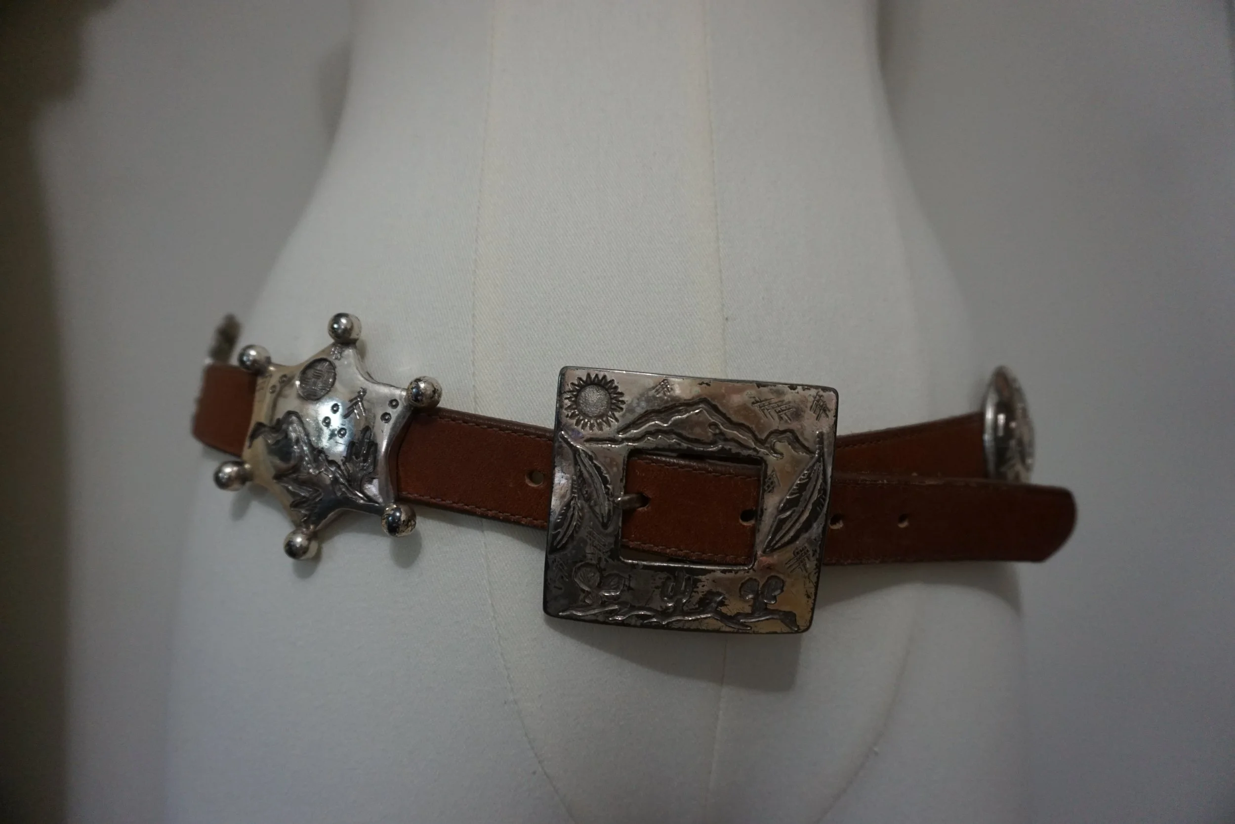 western motif leather belt