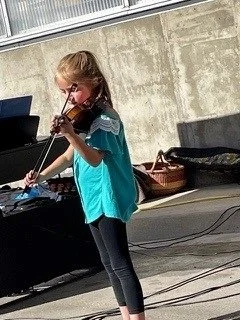 Upbeat Colorado’s October 16th Community Concert at Metro Caring food bank