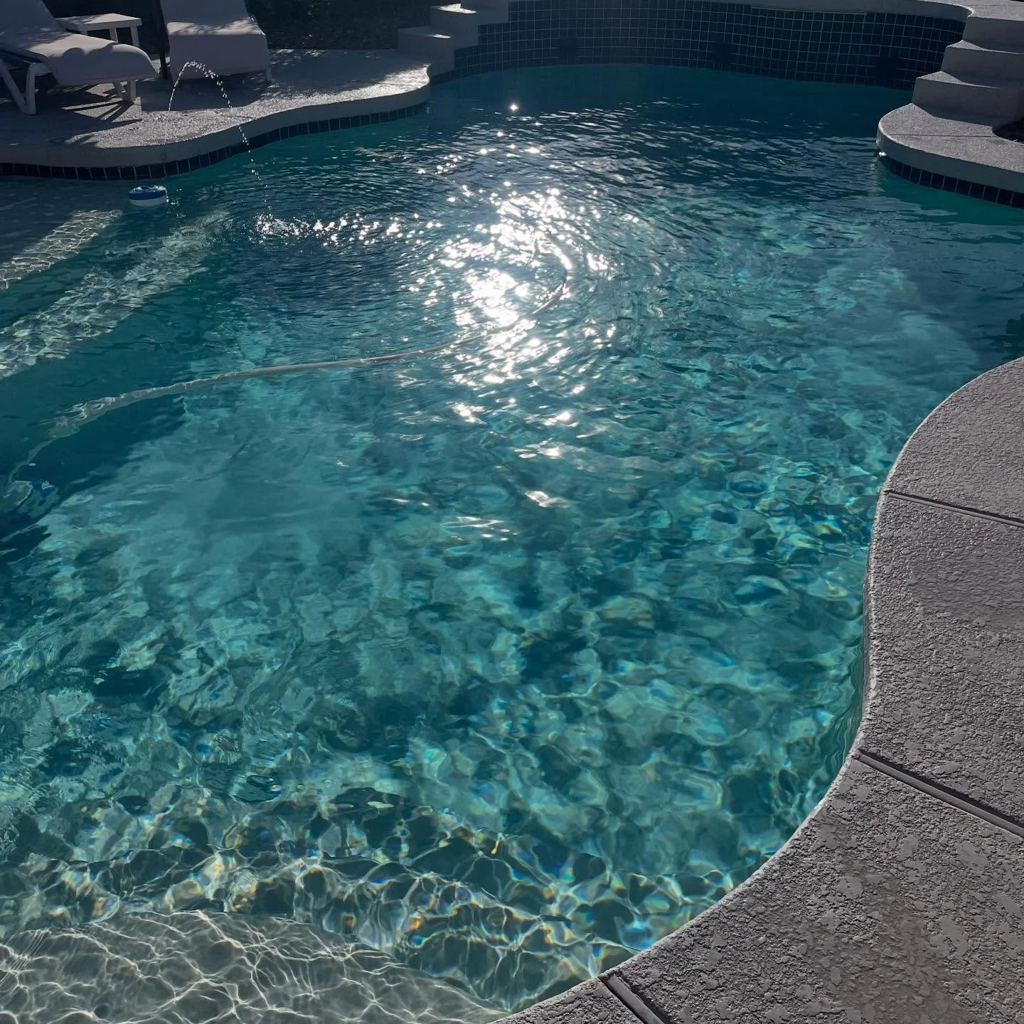 Another week of quality service complete 💪🏻

Clear water doesn&rsquo;t happen by accident.
Proper chlorine levels, balanced pH, clean filters, and strong circulation make all the difference &mdash; especially in Arizona 

#PoolMaintenance #PoolProf