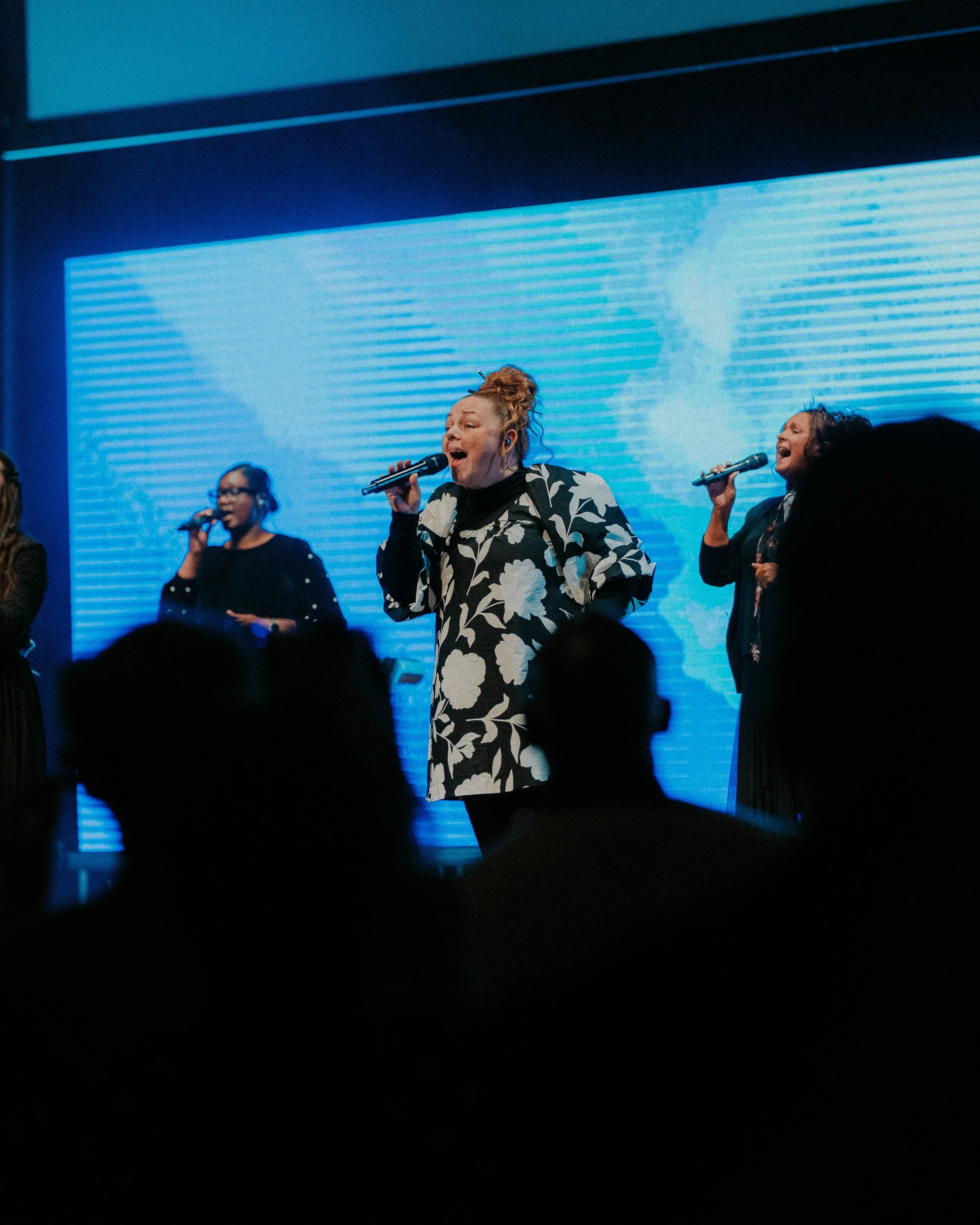 LIVE IN LONDON VOL. III - NIGHT OF-33.jpg