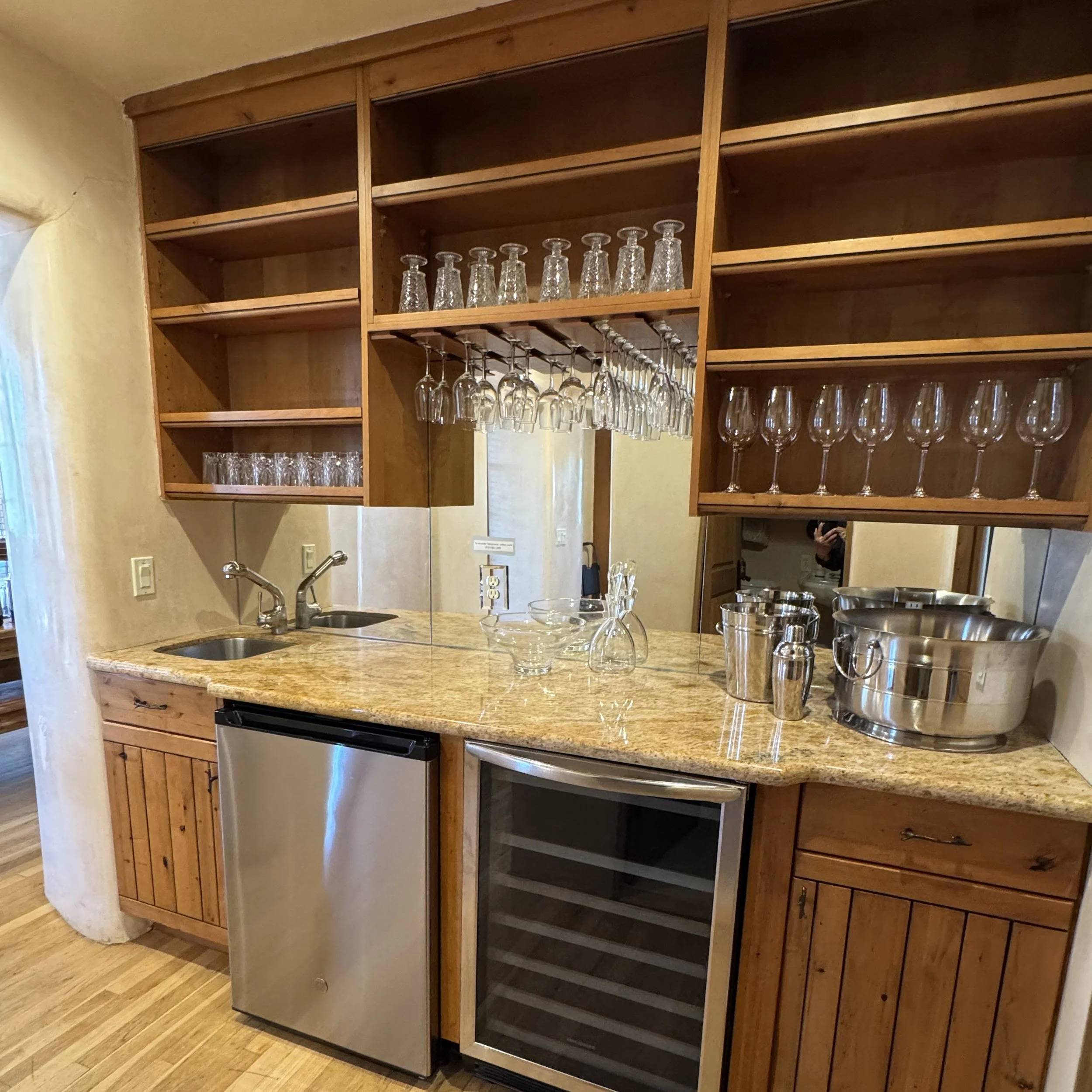 Bar Area 2.jpg