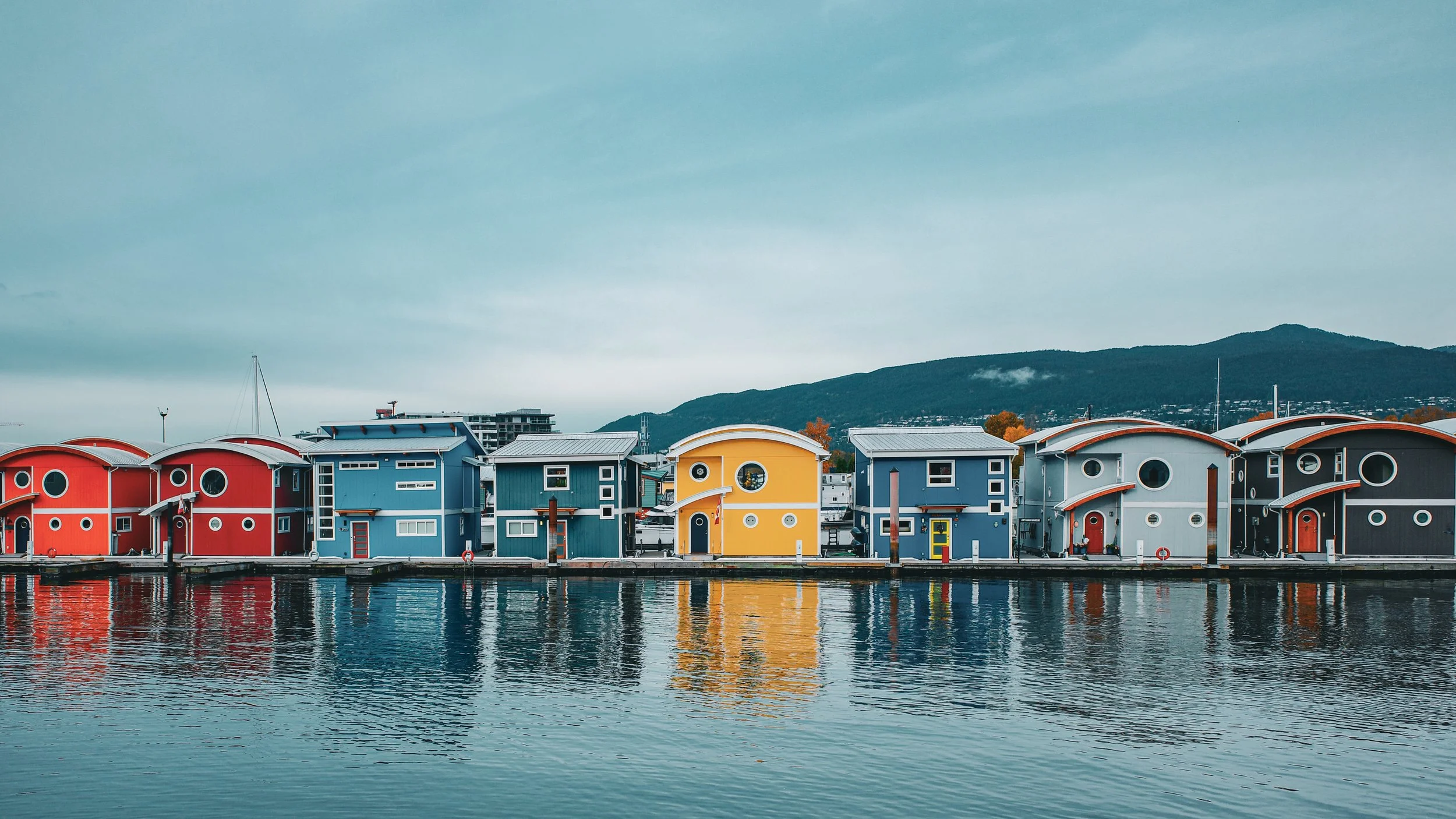 PLACES_Vancouver_FloatingHomes.jpg