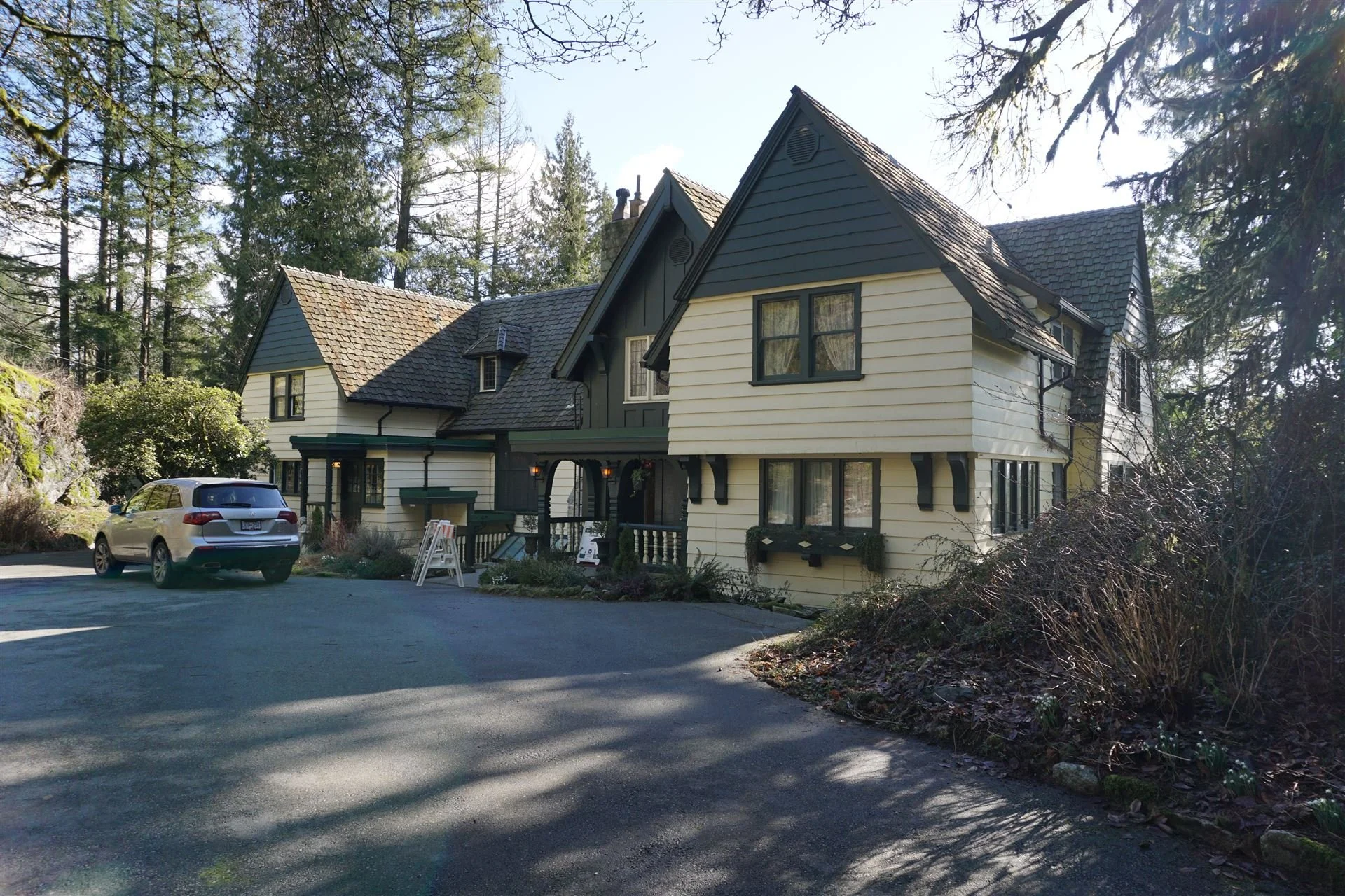 Coquitlam - Minnekhada Lodge -  4455 Oliver Road3.jpg