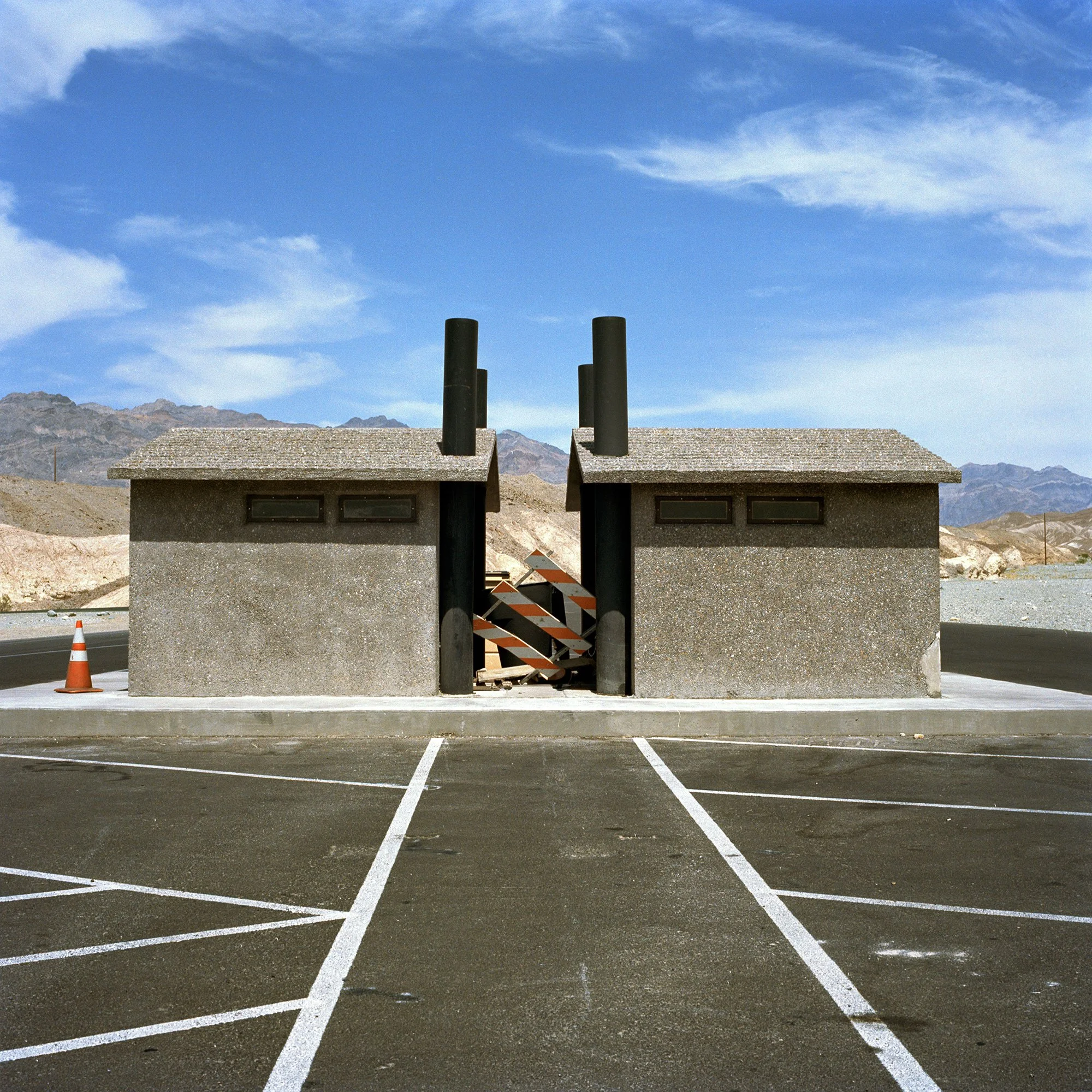 bathroomdeathvalley.jpg