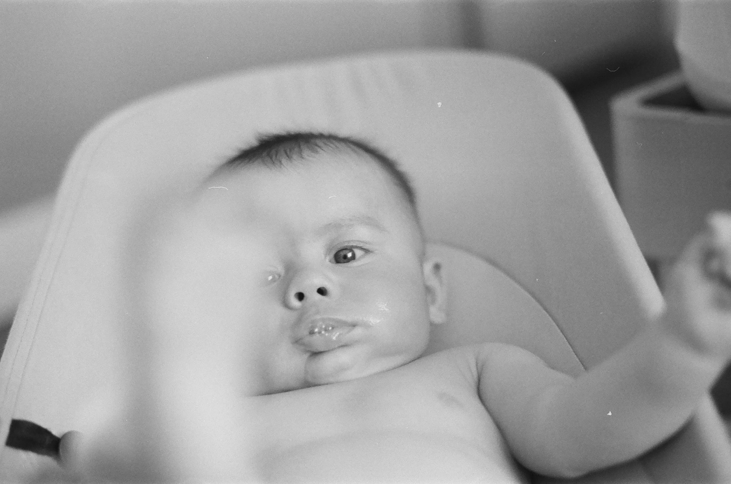 Family Photography in Vancouver, photographing on film. Port Alberni and Tofino Family Film Photographer.