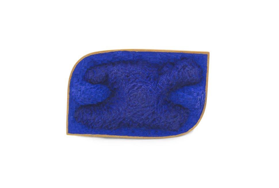 Azurro Oltramarino 4, 2012, Billinga-wood, silicone, silver, pigment Ultramarin extra dark