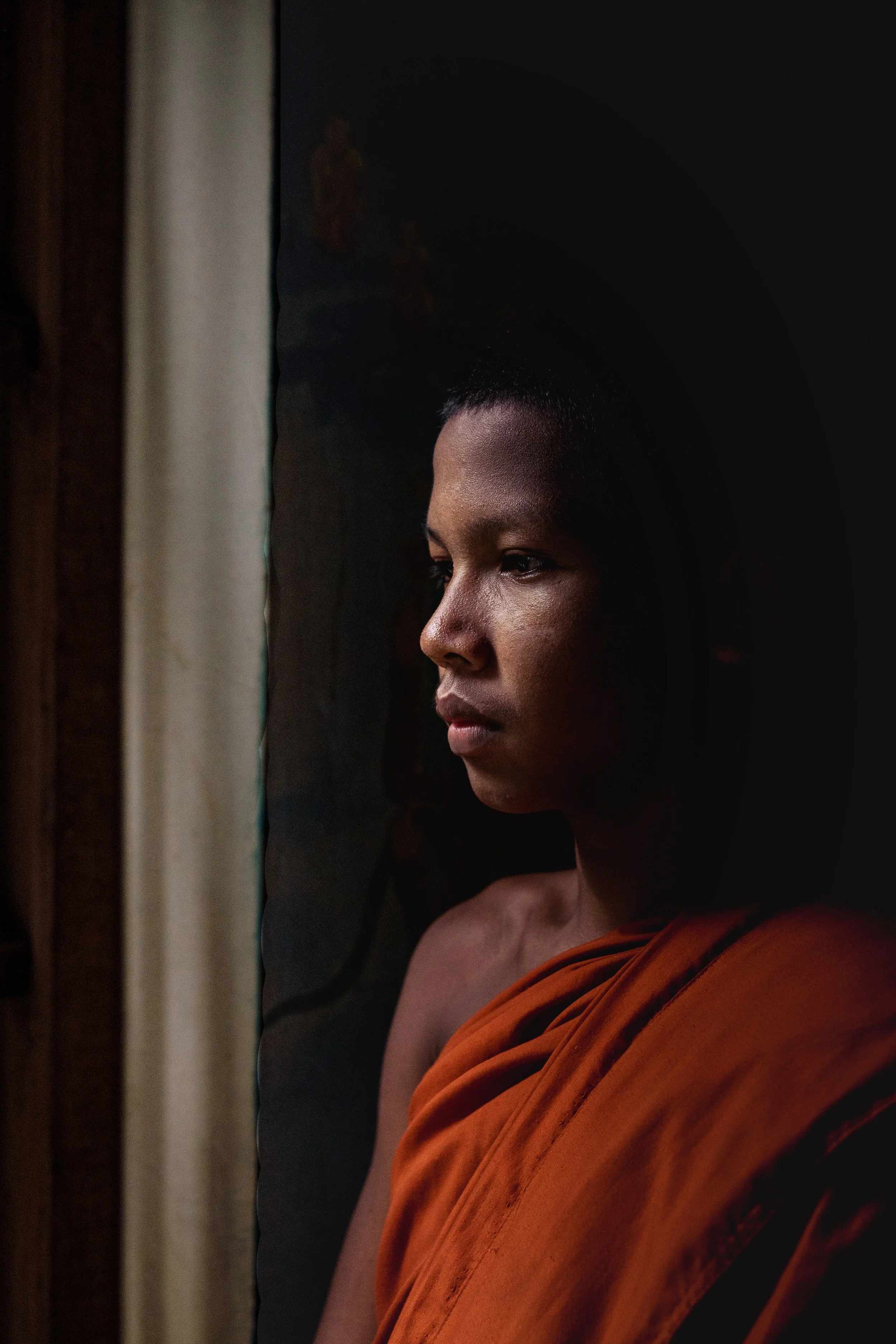 Angkor-monk-window.jpg
