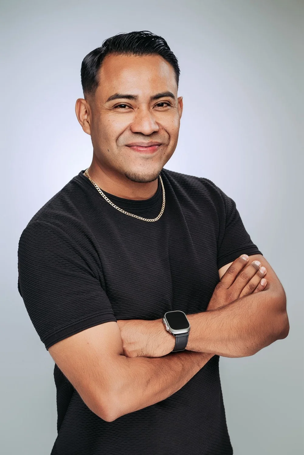 Sandro Castellanos, quinceañera photographer serving Chicago and the Illinois suburbs