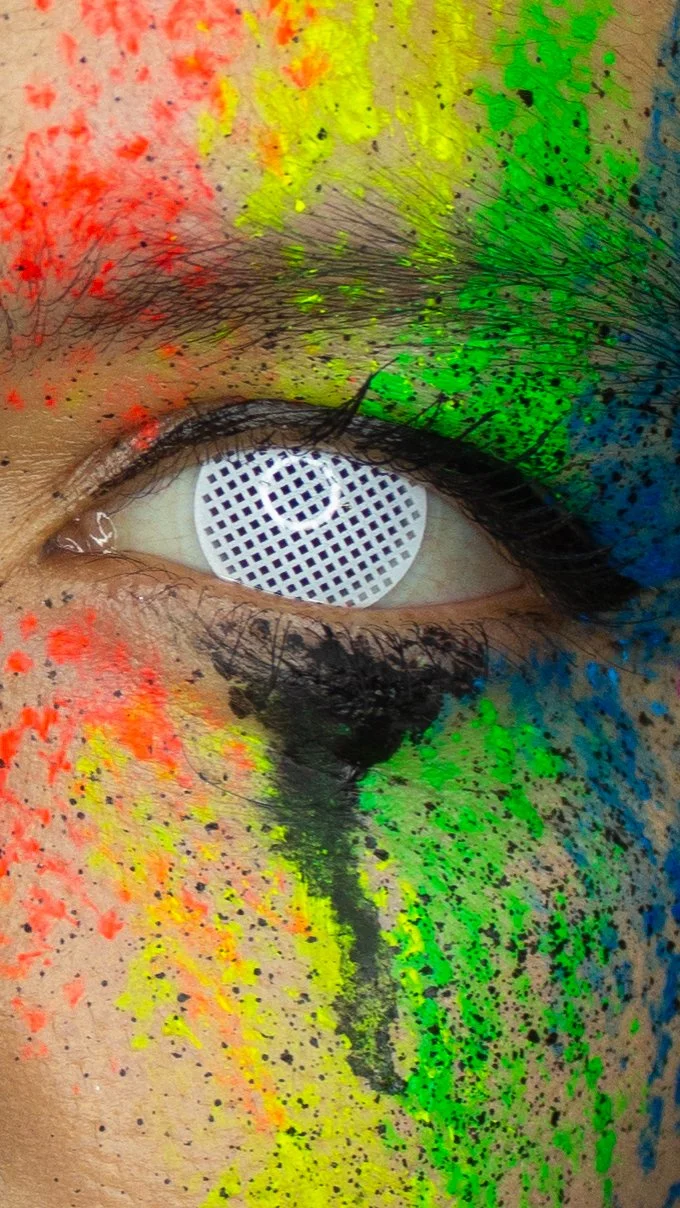 16x9 eye close.jpg
