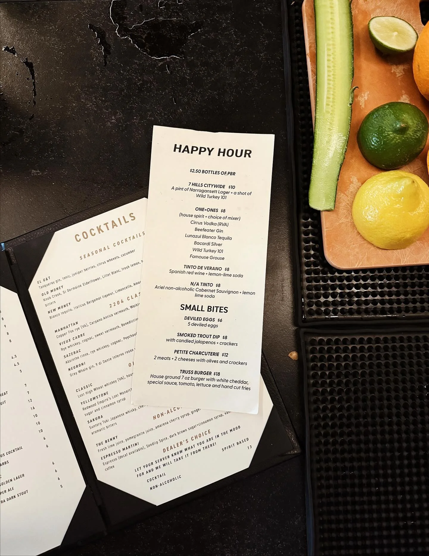It&rsquo;s almost that time ✨🍸
3-6pm every Wednesday through Saturday!

#trussrestaurantandbar #lynchburg #va #virginiafoodie #crafted #food #drinks #supportlocal #localbusiness #elevatedcuisine #localcuisine #happyhour