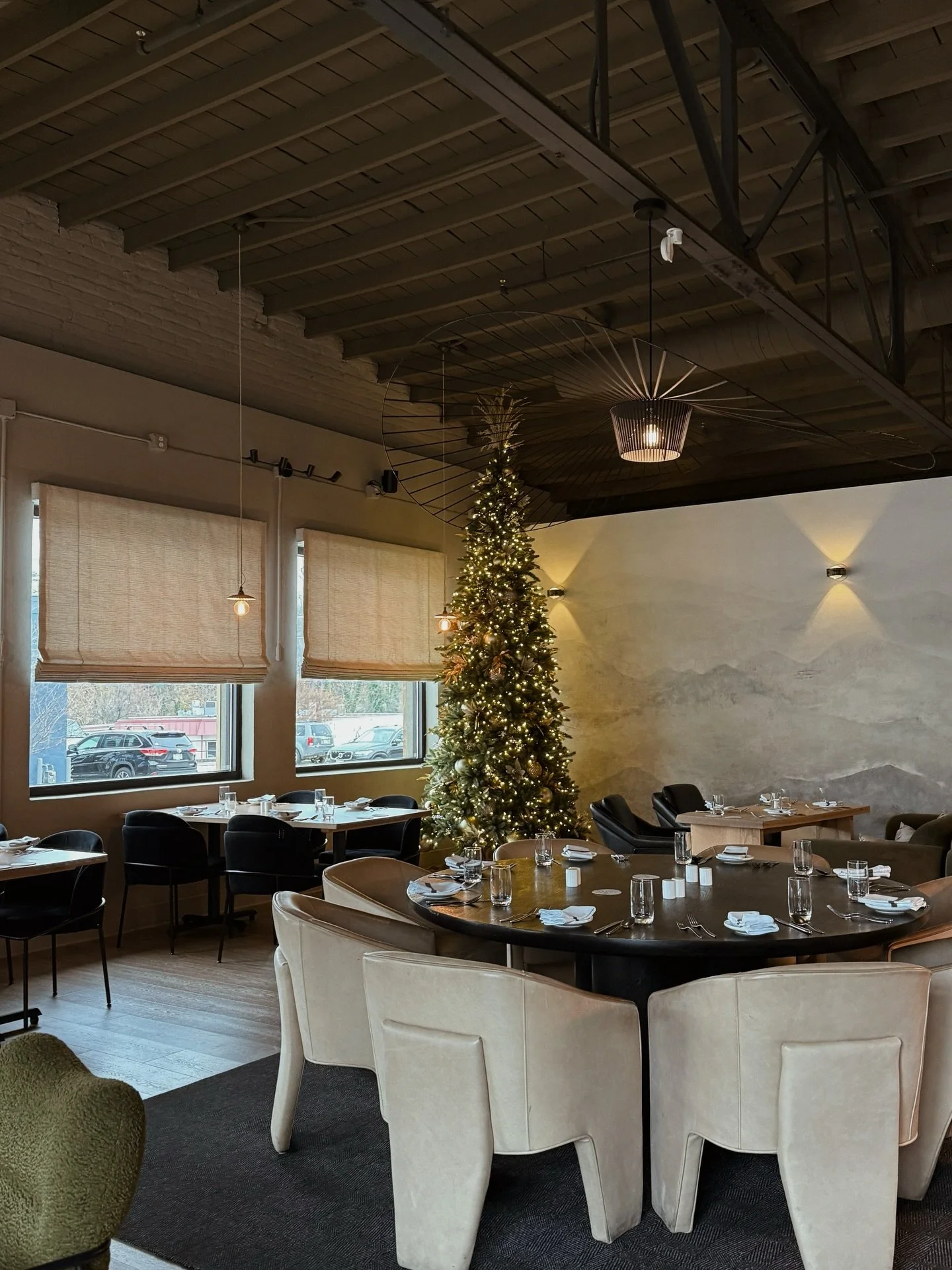 Gather around the table, soak in the holiday spirit, and let us take care of the rest. Dining with us at Truss is best shared.