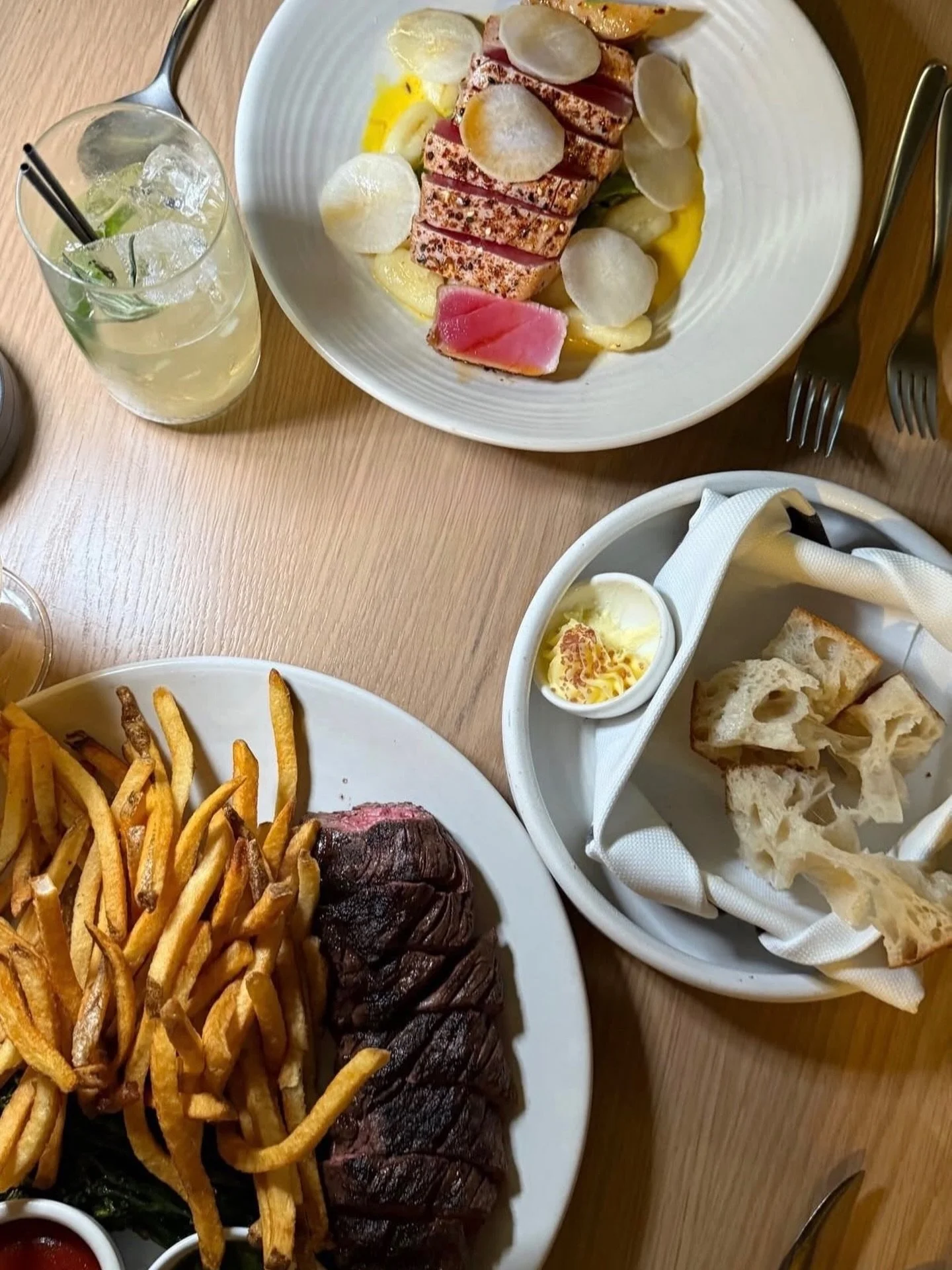 Date night views never looked so good 
📸 @lisaaglissonn