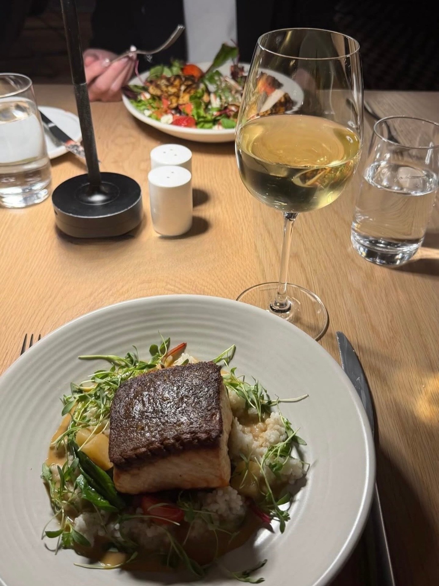 Come dine with us this evening from 5-9, serving up your favorite dishes all night!