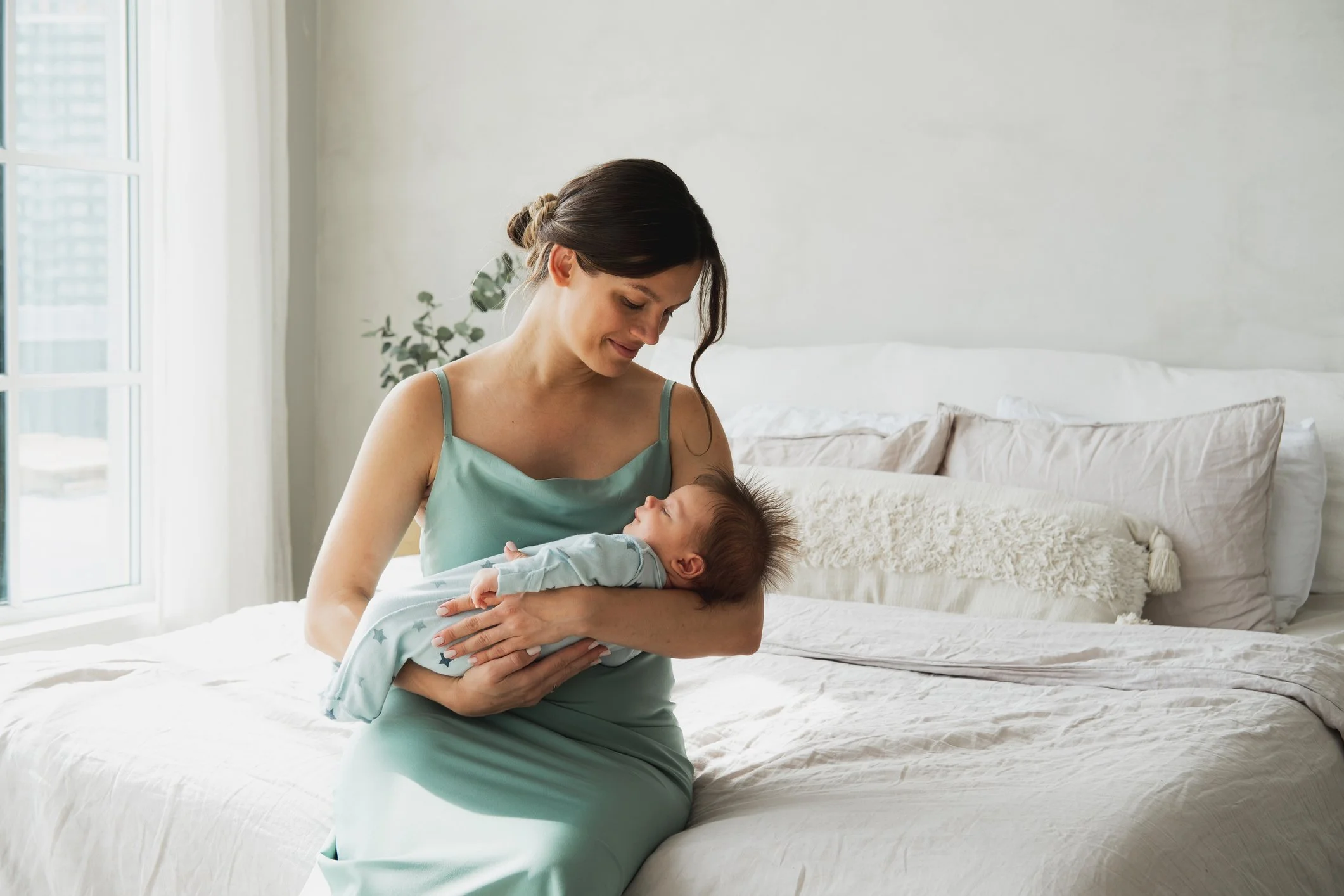 postpartum families seeking doula support near them in arizona