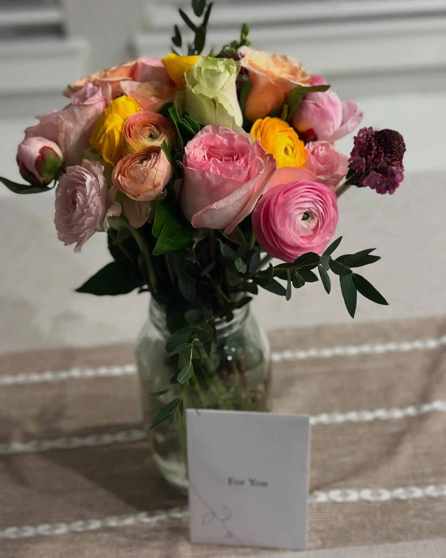 Hank from High School for the win!!! I&rsquo;m spoiled. He&rsquo;s gotten me flowers once a month in 2025. Q1 is big for us between my birthday, v-day, and our anni, yet, he still gave me a Just Because this week. I love you @hannnnky_poo #keepthemar