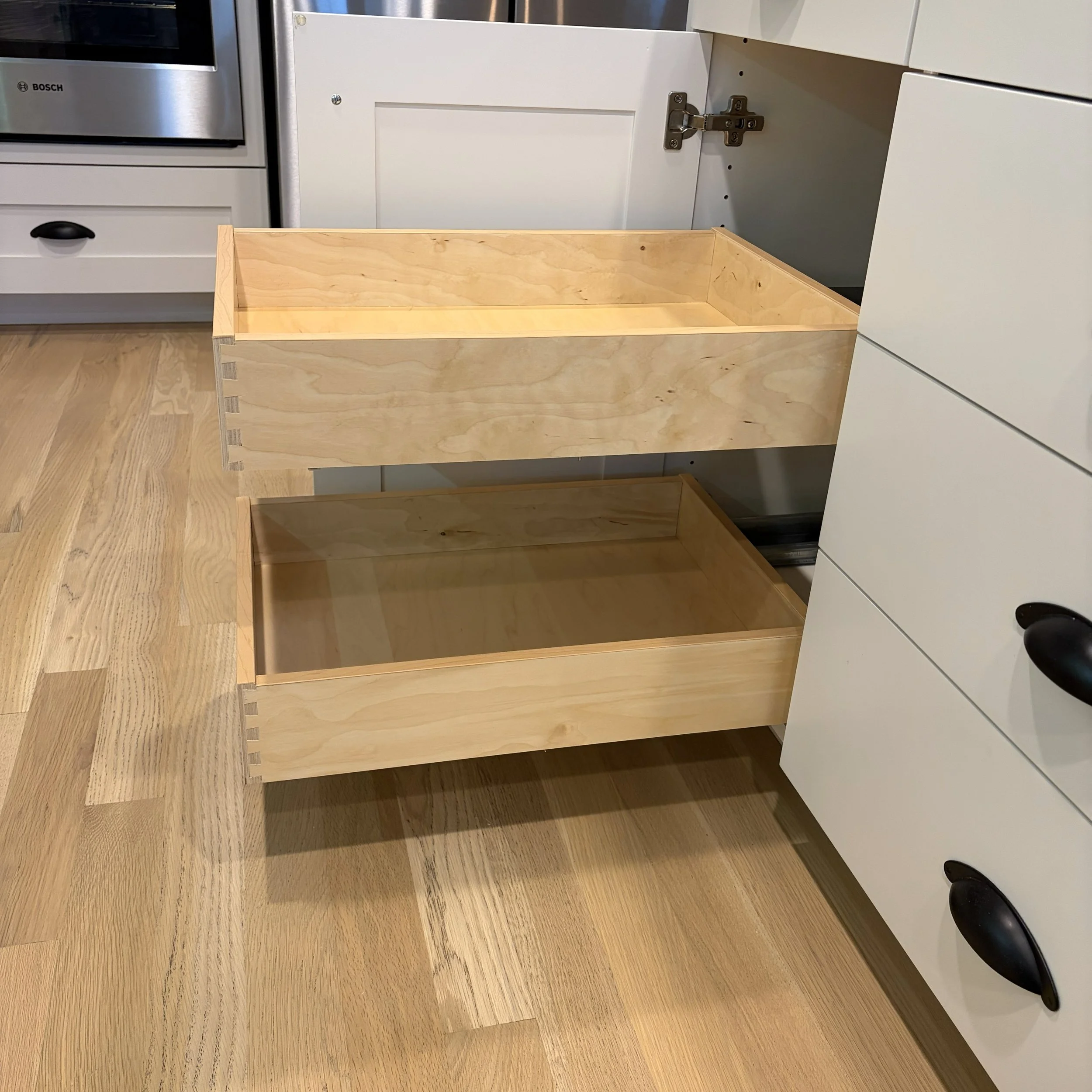 dovetail pullout shelves kitchen base cabinet blum tandem drawer slides