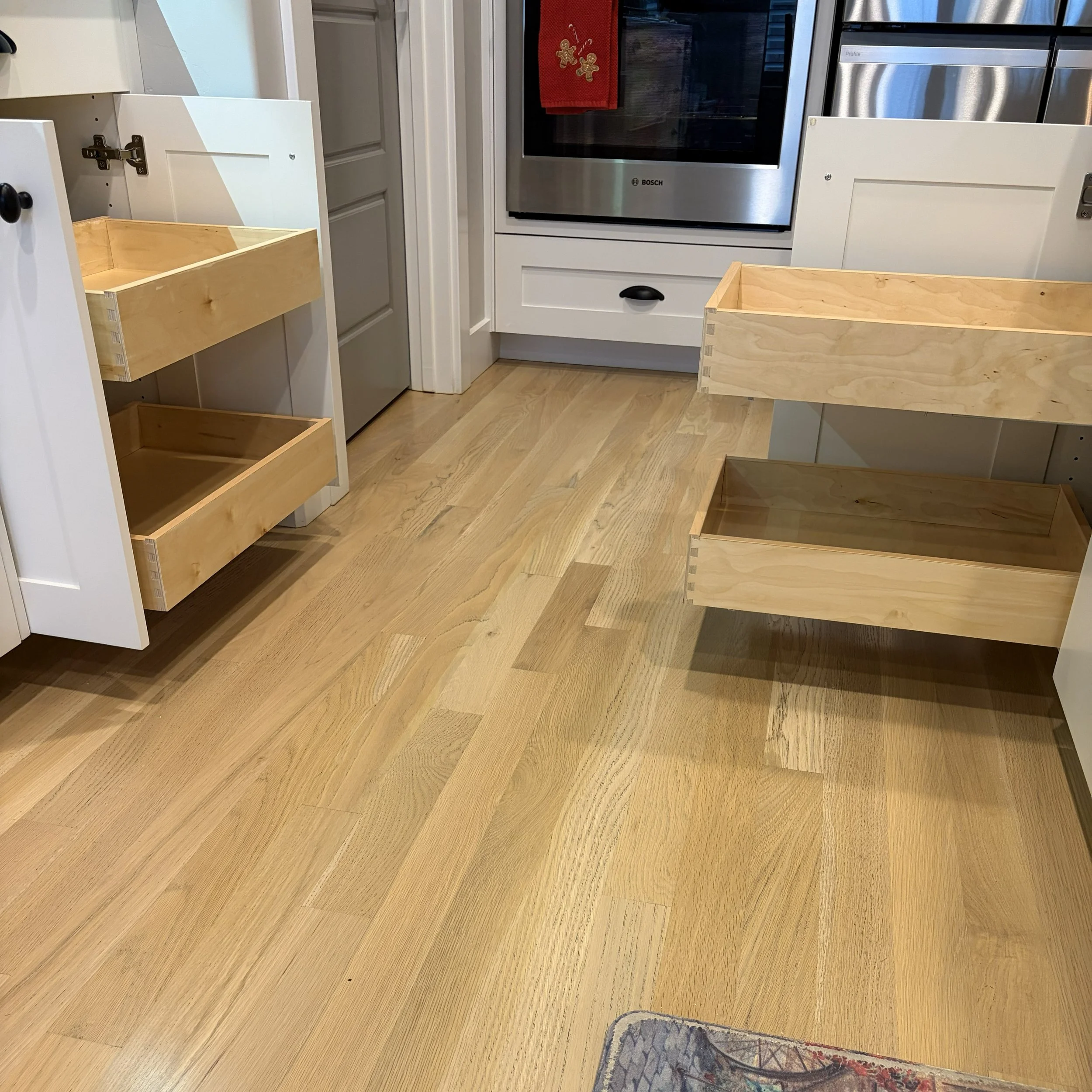 dovetail pullout shelves kitchen base cabinet blum tandem drawer slides