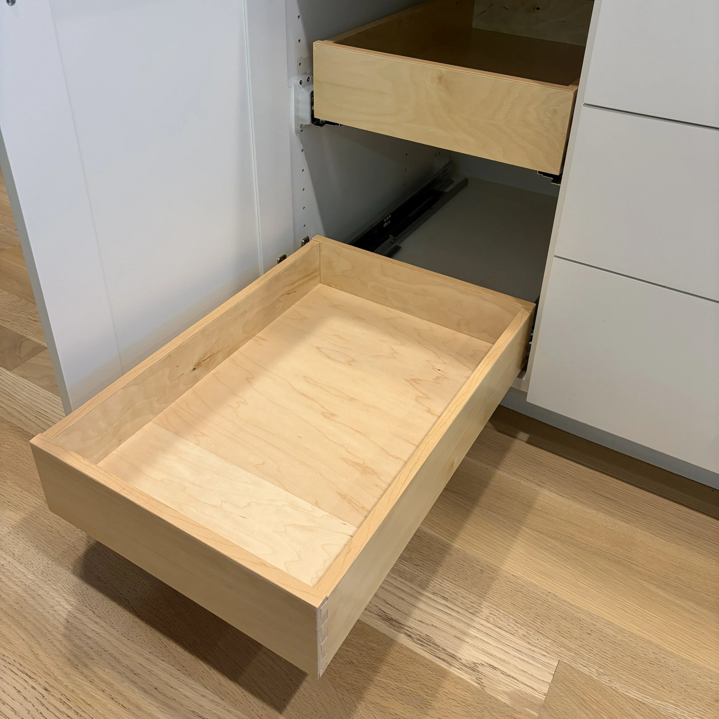 dovetail pullout shelves kitchen base cabinet blum tandem drawer slides