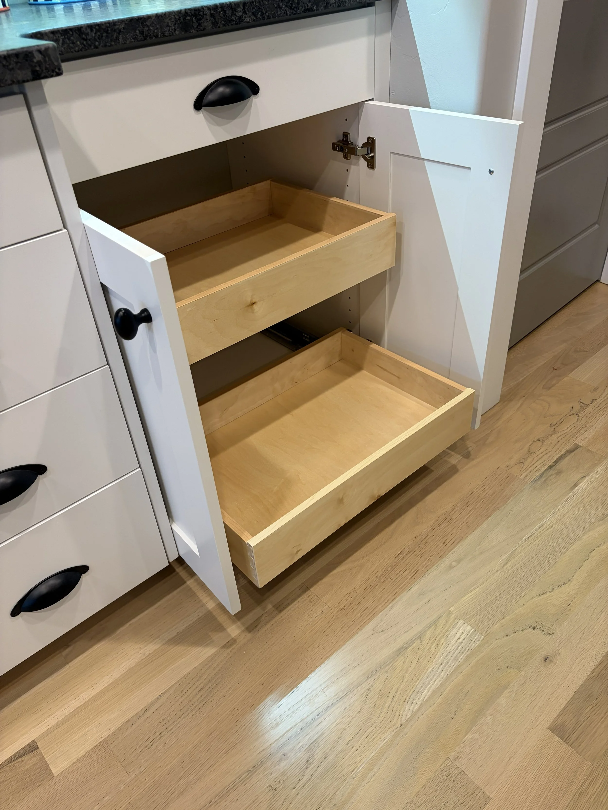 dovetail pullout shelves kitchen base cabinet blum tandem drawer slides