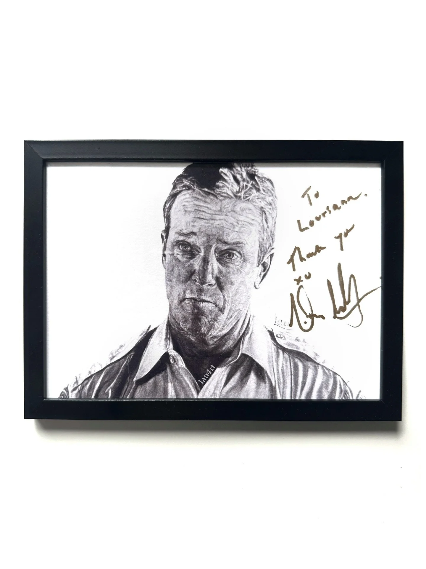 Thank you @lindenashby for signing a print of my drawing of Sheriff Stilinski 🤍 It was nice chatting with you!

Here are a couple more pictures of the process ✨
-
#drawing #traditionaldrawing #lindenashby #sheriffstilinski #teenwolf #realisticdrawin