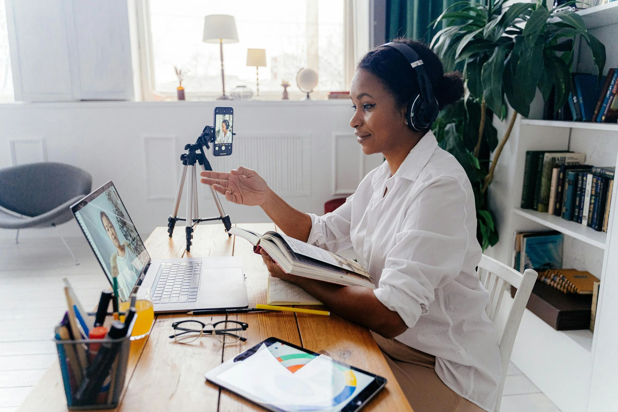 The Ultimate Guide for Engaging Remote Workers in 2026