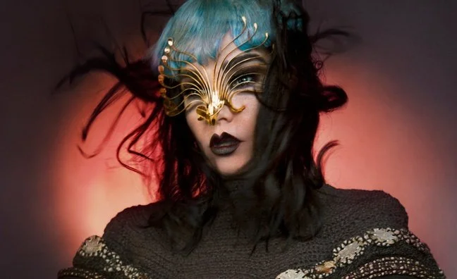 Björk: “Echolalia” e il Rave dell'eclissi di mezza estate. Il Grande ritorno tra arte e clubbing